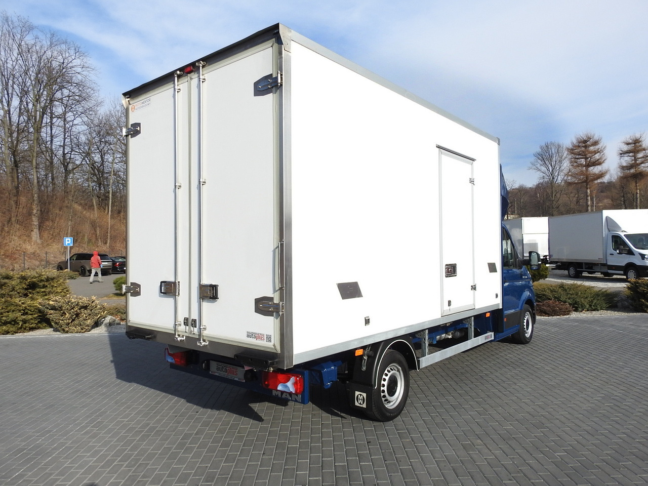 MAN TGE 3.180 REGRIGERATOR BOX -5*C 8 PALLETS HEATING FUNCTION CRUISE CONTROL PNEUMATICS AIR CONDITIONING 180HP - Chladící dodávka: obrázek 3 MAN TGE 3.180 REGRIGERATOR BOX -5*C 8 PALLETS HEATING FUNCTION CRUISE CONTROL PNEUMATICS AIR CONDITIONING 180HP - Chladící dodávka: obrázek 3