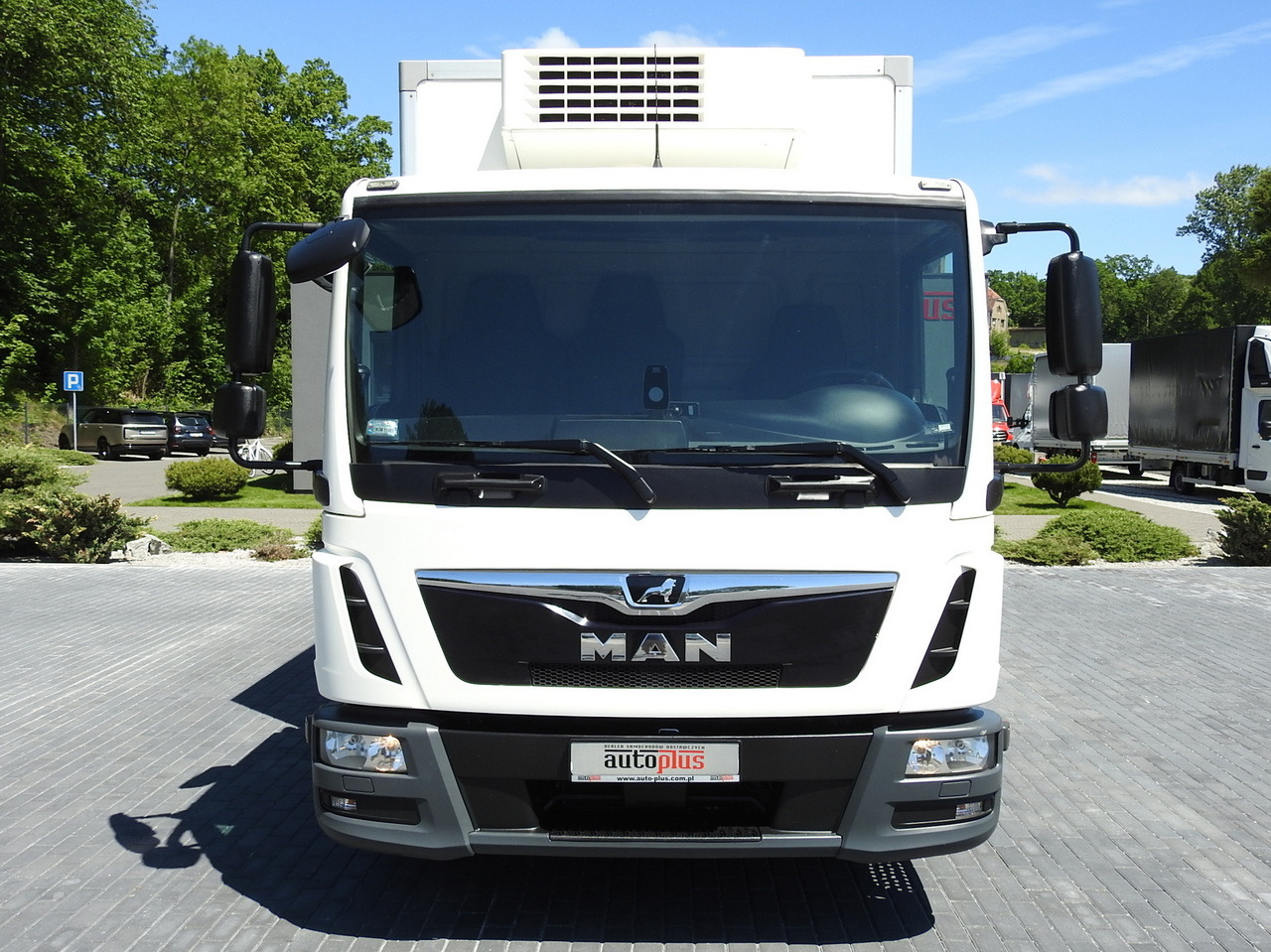 MAN TGL 10.180 REGRIGERATOR BOX -20*C 11 PALLETS POWER SUPPLY 230V AIR CONDITIONING PNEUMATICS TWIN WHEELS 180HP - Chladírenský nákladní automobil: obrázek 5 MAN TGL 10.180 REGRIGERATOR BOX -20*C 11 PALLETS POWER SUPPLY 230V AIR CONDITIONING PNEUMATICS TWIN WHEELS 180HP - Chladírenský nákladní automobil: obrázek 5