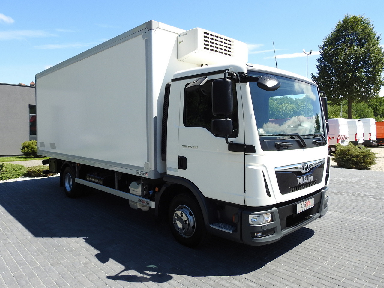 MAN TGL 10.180 REGRIGERATOR BOX -20*C 11 PALLETS POWER SUPPLY 230V AIR CONDITIONING PNEUMATICS TWIN WHEELS 180HP - Chladírenský nákladní automobil: obrázek 4 MAN TGL 10.180 REGRIGERATOR BOX -20*C 11 PALLETS POWER SUPPLY 230V AIR CONDITIONING PNEUMATICS TWIN WHEELS 180HP - Chladírenský nákladní automobil: obrázek 4
