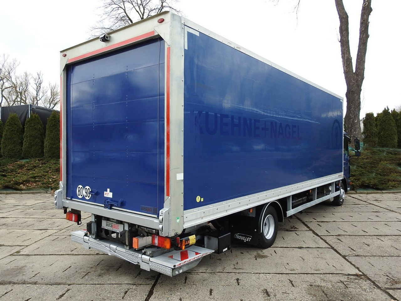 MAN TGL 12.220 BOX LIFT 18 PALLETS CRUISE CONTROLAIR CONDITIONING PNEUMATICS AUTOMATIC TWIN WHEELS 220HP - Dodávka skřín: obrázek 3 MAN TGL 12.220 BOX LIFT 18 PALLETS CRUISE CONTROLAIR CONDITIONING PNEUMATICS AUTOMATIC TWIN WHEELS 220HP - Dodávka skřín: obrázek 3