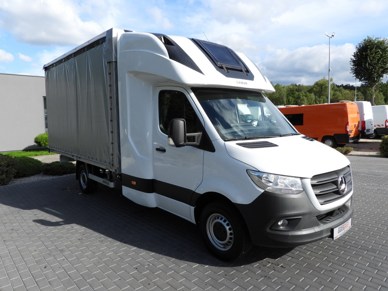 MERCEDES SPRINTER 316 TARPAULIN 8 PALLETS WEBASTO CRUISE CONTROL AIR CONDITIONING 160HP - Plachtová dodávka: obrázek 4 MERCEDES SPRINTER 316 TARPAULIN 8 PALLETS WEBASTO CRUISE CONTROL AIR CONDITIONING 160HP - Plachtová dodávka: obrázek 4