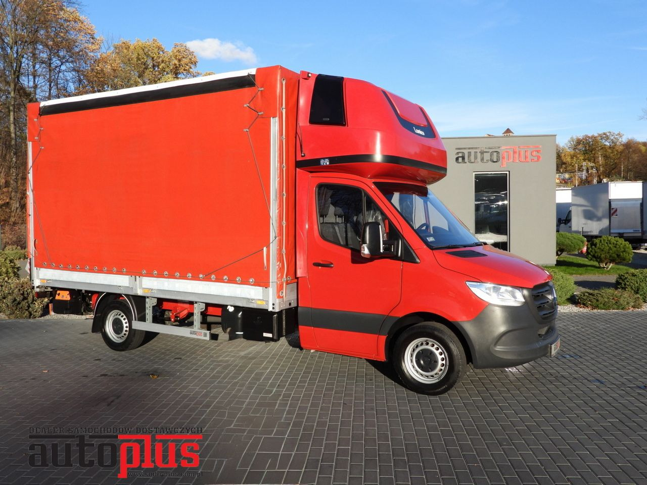 MERCEDES SPRINTER 316 TARPAULIN LIFT 8 PALLETS WEBASTO CRUISE CONTROL AIR CONDITIONING  160HP - Plachtová dodávka: obrázek 1 MERCEDES SPRINTER 316 TARPAULIN LIFT 8 PALLETS WEBASTO CRUISE CONTROL AIR CONDITIONING  160HP - Plachtová dodávka: obrázek 1
