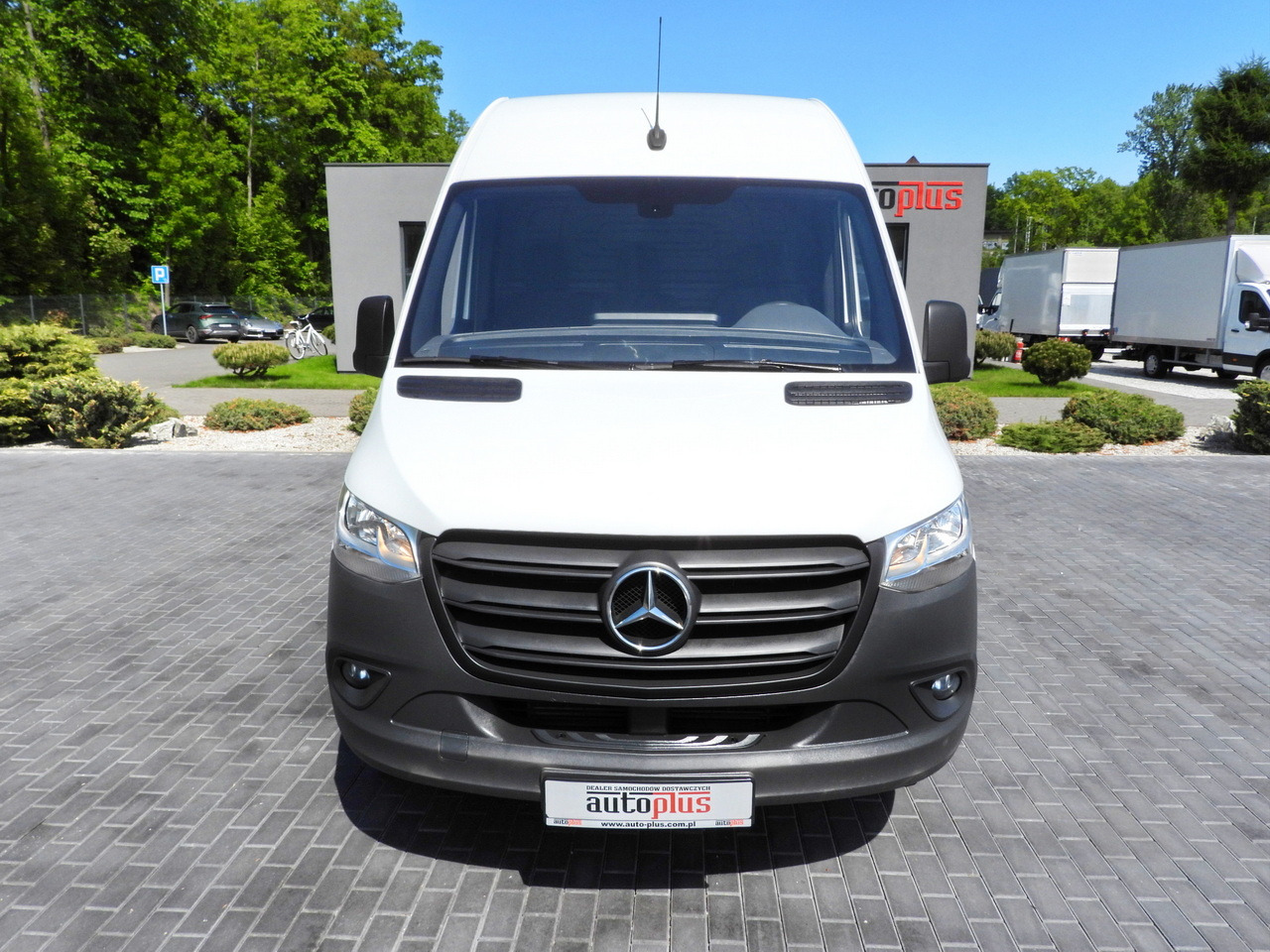 MERCEDES SPRINTER 316 VAN AIR CONDITIONING 165HP - Furgon: obrázek 5 MERCEDES SPRINTER 316 VAN AIR CONDITIONING 165HP - Furgon: obrázek 5