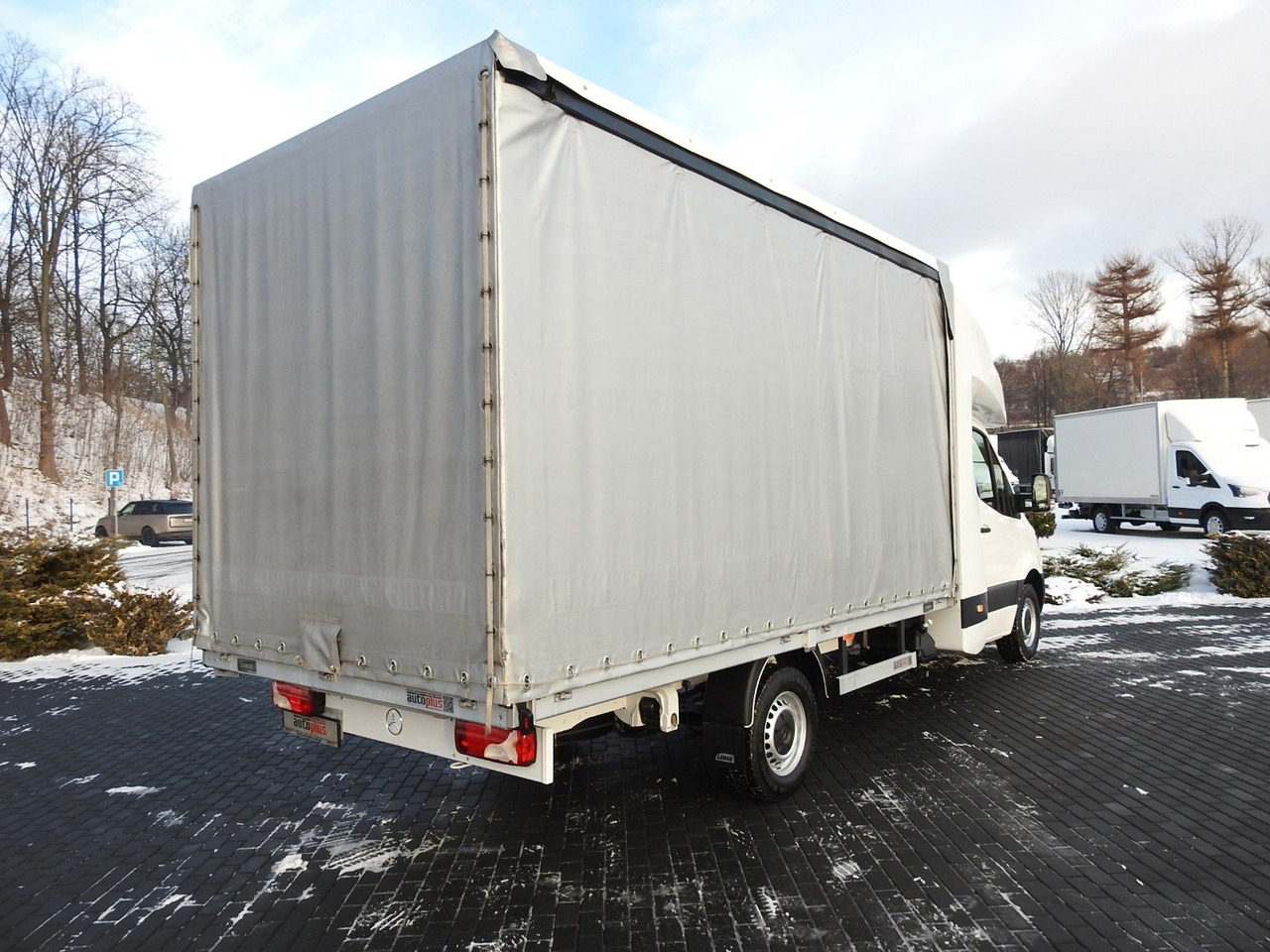 Mercedes-Benz SPRINTER 316 PRITSCHE PLANE 8 PALETTEN WEBASTO - Plachtová dodávka, Dodávka s dvojitou kabinou: obrázek 3 Mercedes-Benz SPRINTER 316 PRITSCHE PLANE 8 PALETTEN WEBASTO - Plachtová dodávka, Dodávka s dvojitou kabinou: obrázek 3