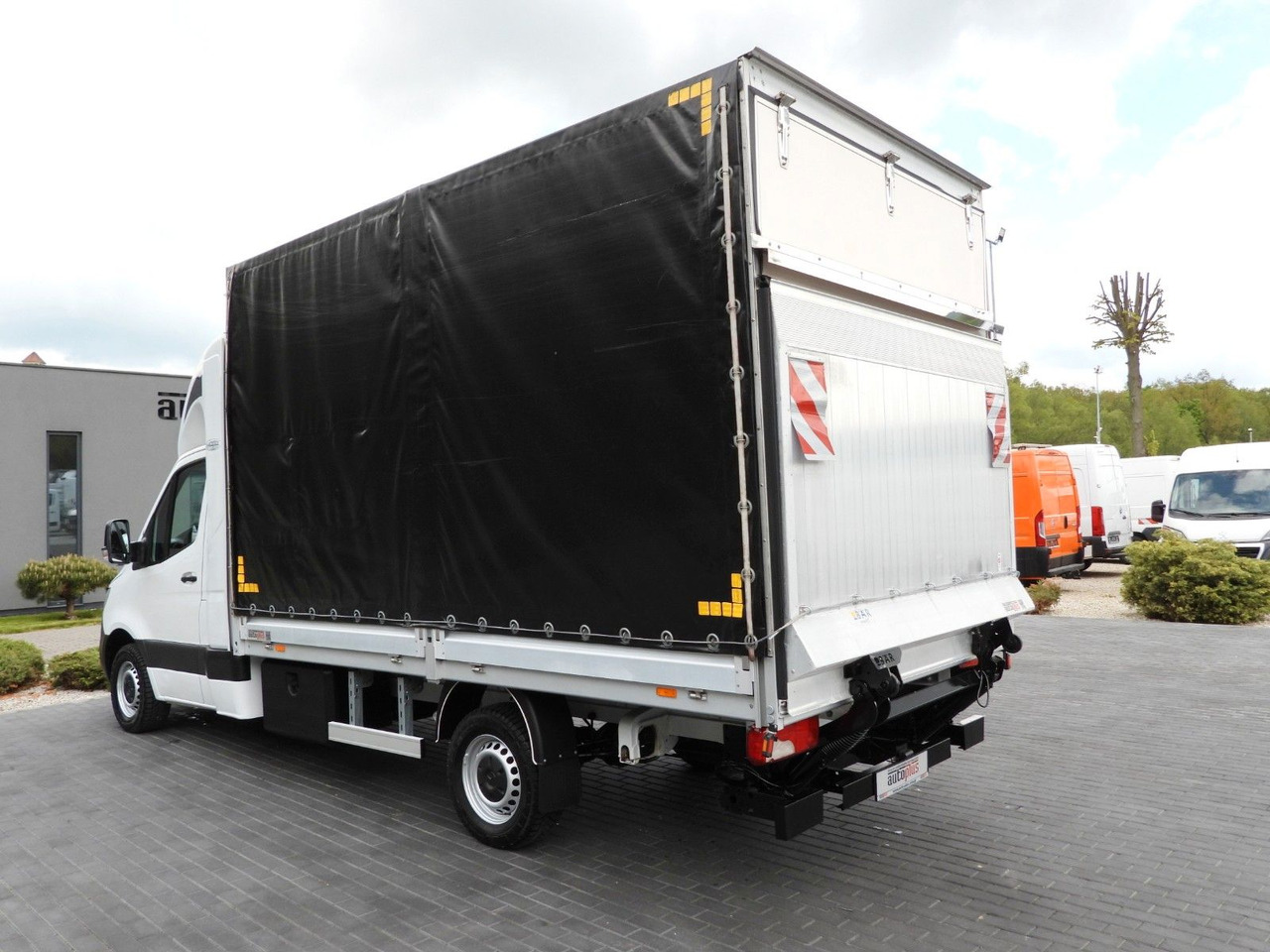 Mercedes-Benz SPRINTER 316 PRITSCHE PLANE AUFZUG 8 PALETTEN leasing Mercedes-Benz SPRINTER 316 PRITSCHE PLANE AUFZUG 8 PALETTEN: obrázek 9