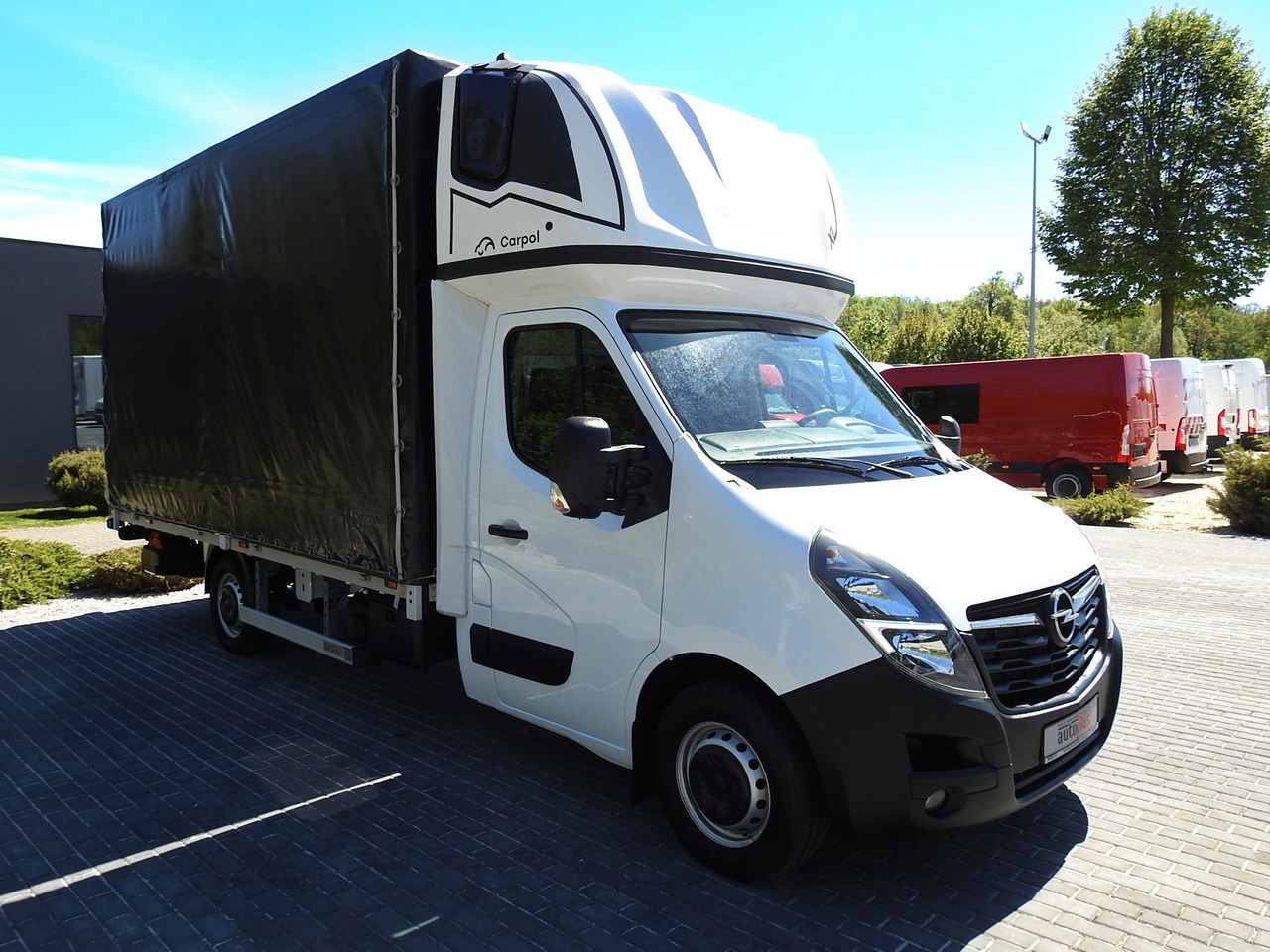 OPEL MOVANO - Plachtová dodávka: obrázek 4 OPEL MOVANO - Plachtová dodávka: obrázek 4