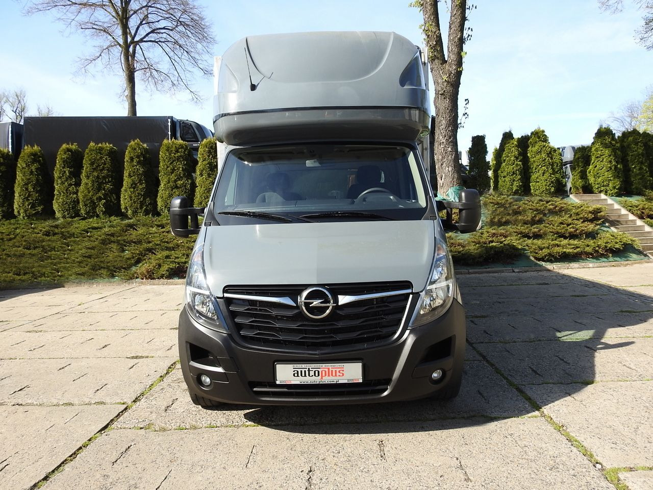 OPEL MOVANO - Plachtová dodávka: obrázek 5 OPEL MOVANO - Plachtová dodávka: obrázek 5