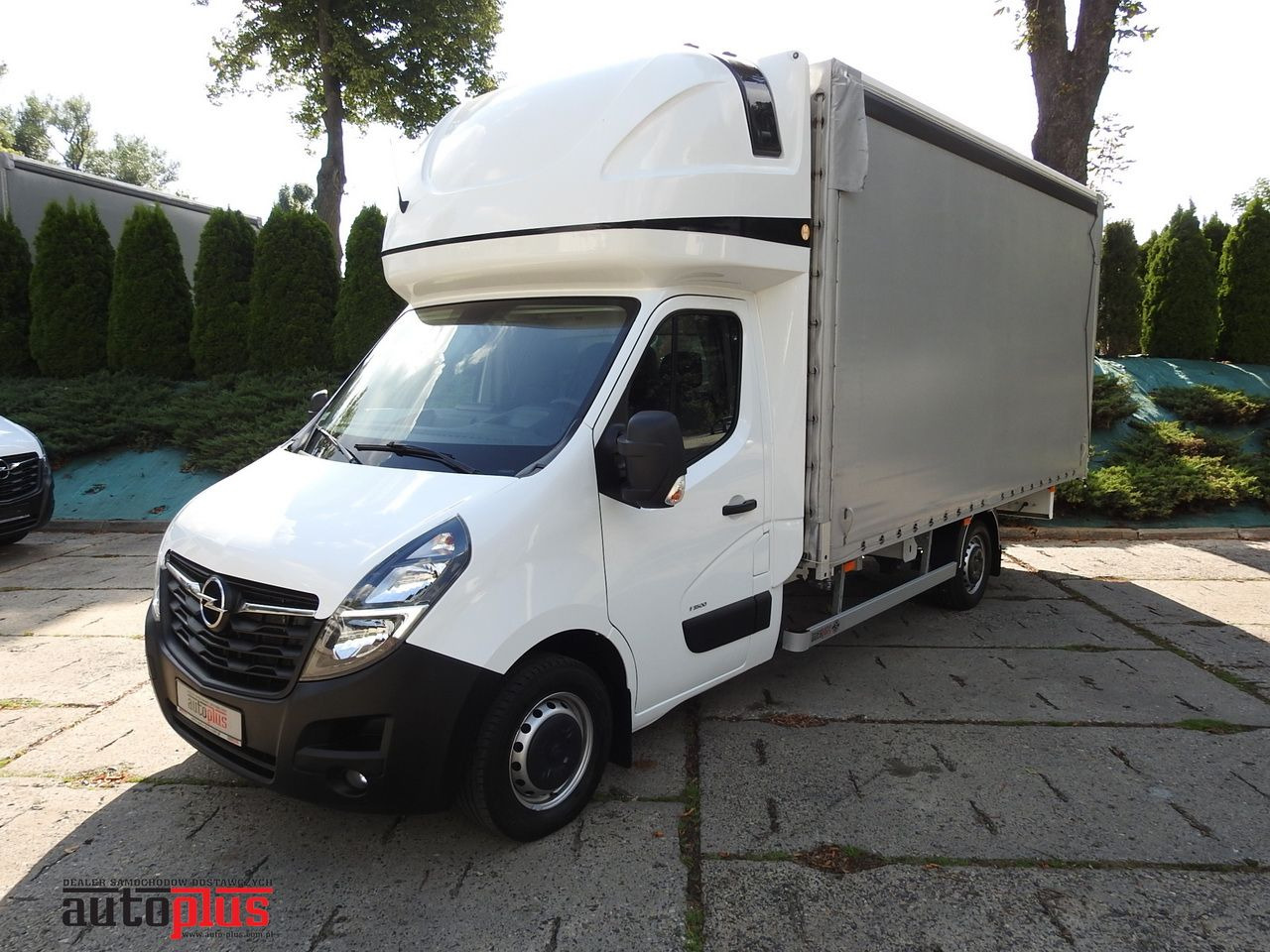 OPEL MOVANO - Plachtová dodávka: obrázek 1 OPEL MOVANO - Plachtová dodávka: obrázek 1