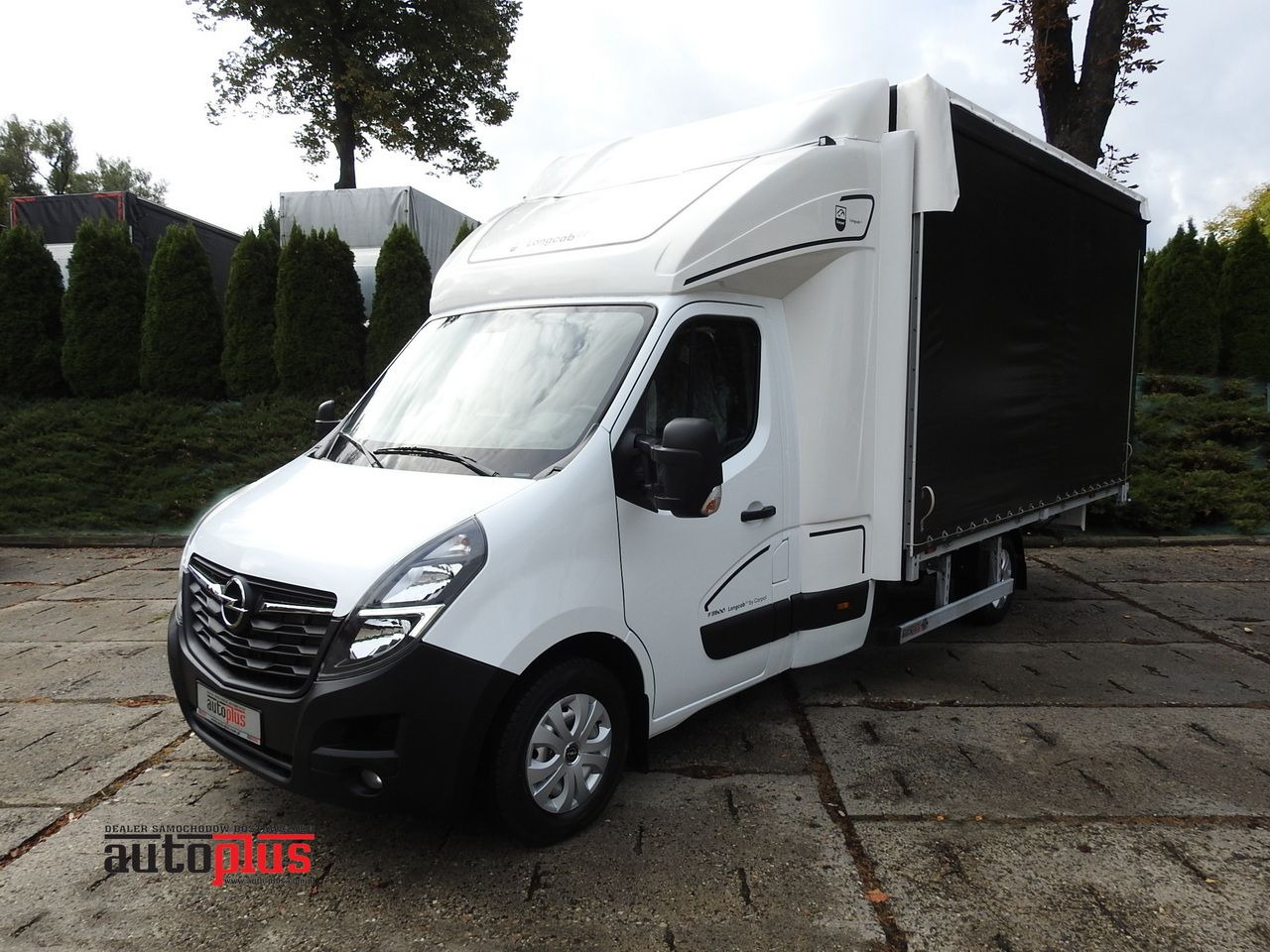 OPEL MOVANO - Plachtová dodávka: obrázek 1 OPEL MOVANO - Plachtová dodávka: obrázek 1