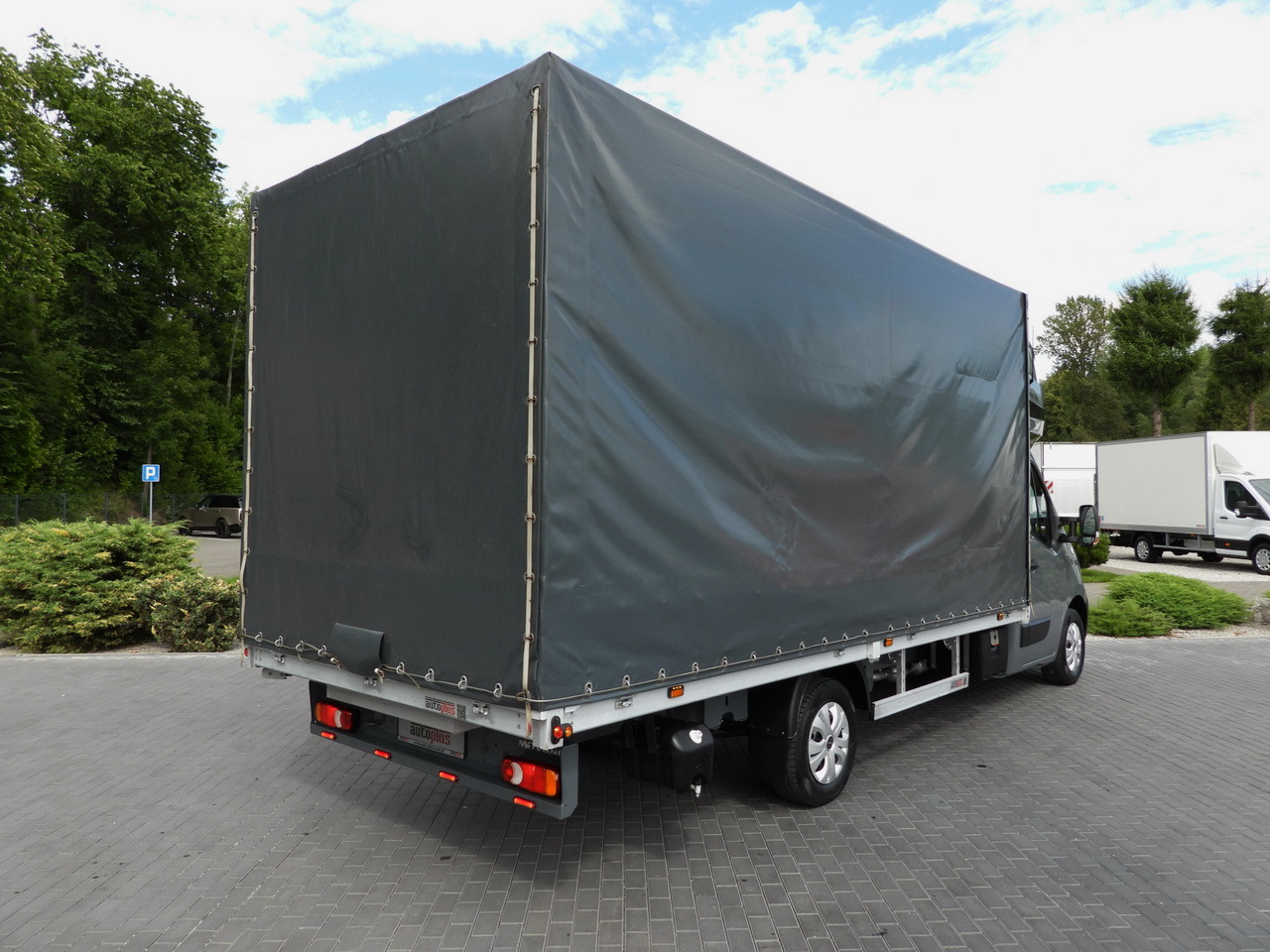 OPEL MOVANO TARPAULIN 10 PALLETS WEBASTO CRUISE CONTROL LED LIGHTS PNEUMATICS AIR CONDITIONING 165HP - Plachtová dodávka: obrázek 3 OPEL MOVANO TARPAULIN 10 PALLETS WEBASTO CRUISE CONTROL LED LIGHTS PNEUMATICS AIR CONDITIONING 165HP - Plachtová dodávka: obrázek 3