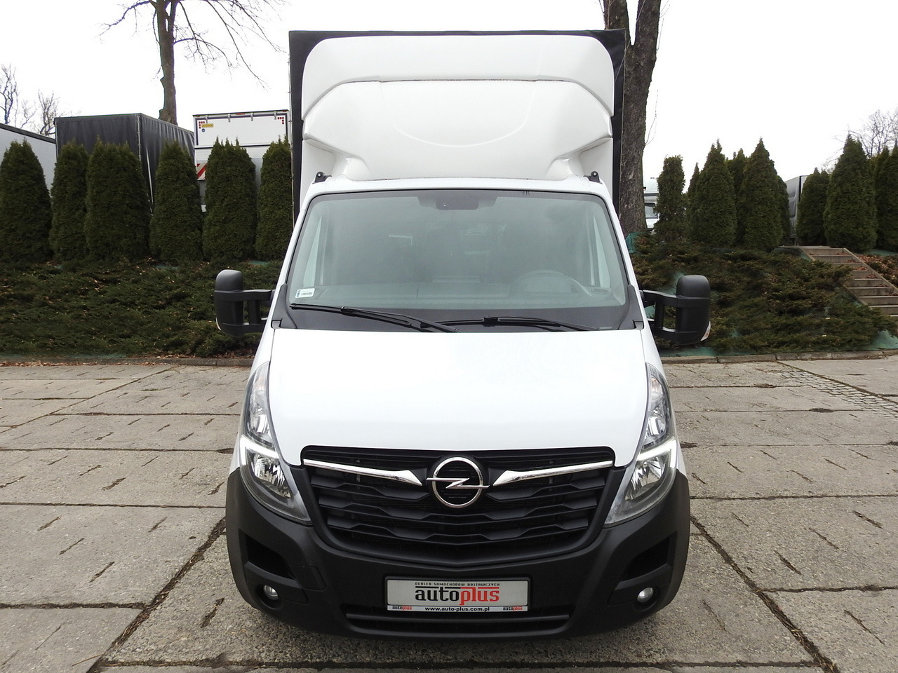OPEL MOVANO TARPAULIN LIFT 10 PALLETS CRUISE CONTROL AIR CONDITIONING LED LIGHTS PNEUMATICS TWIN WHEELS 165HP - Plachtová dodávka: obrázek 5 OPEL MOVANO TARPAULIN LIFT 10 PALLETS CRUISE CONTROL AIR CONDITIONING LED LIGHTS PNEUMATICS TWIN WHEELS 165HP - Plachtová dodávka: obrázek 5