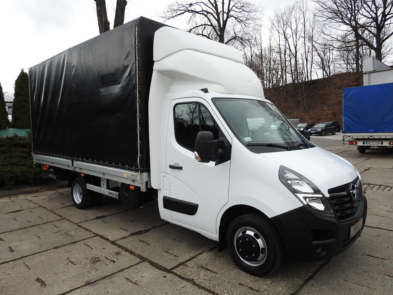OPEL MOVANO TARPAULIN LIFT 10 PALLETS CRUISE CONTROL AIR CONDITIONING LED LIGHTS PNEUMATICS TWIN WHEELS 165HP - Plachtová dodávka: obrázek 4 OPEL MOVANO TARPAULIN LIFT 10 PALLETS CRUISE CONTROL AIR CONDITIONING LED LIGHTS PNEUMATICS TWIN WHEELS 165HP - Plachtová dodávka: obrázek 4