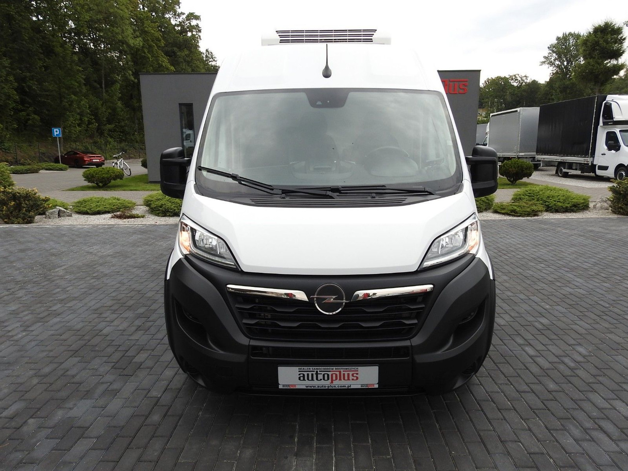 Opel MOVANO KÜHLKASTENWAGEN 0*C HEIZFUNKTION Opel MOVANO KÜHLKASTENWAGEN 0*C HEIZFUNKTION - Chladící dodávka: obrázek 5 Opel MOVANO KÜHLKASTENWAGEN 0*C HEIZFUNKTION Opel MOVANO KÜHLKASTENWAGEN 0*C HEIZFUNKTION - Chladící dodávka: obrázek 5