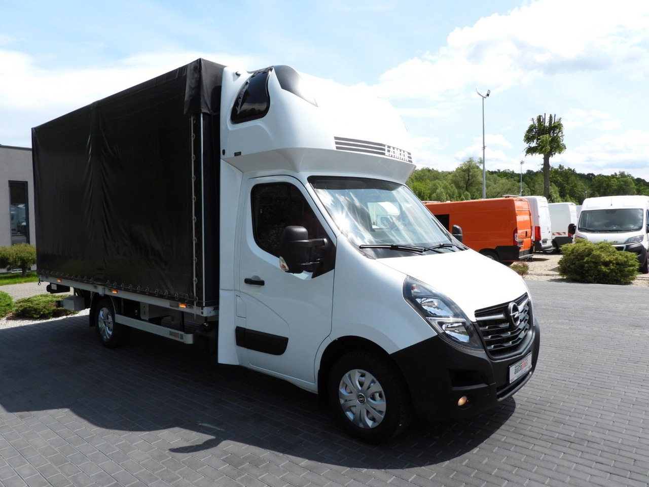 Opel MOVANO PRITSCHE PLANE AUFZUG 9 PALETTEN WEBASTO - Plachtová dodávka: obrázek 4 Opel MOVANO PRITSCHE PLANE AUFZUG 9 PALETTEN WEBASTO - Plachtová dodávka: obrázek 4