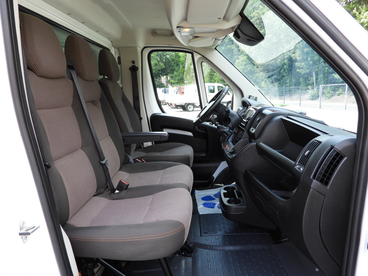 Chladící dodávka PEUGEOT BOXER REGRIGERATOR BOX 0*C 8 PALLETS CRUISE CONTROL LED LIGHTS AIR CONDITIONING  165HP: obrázek 45