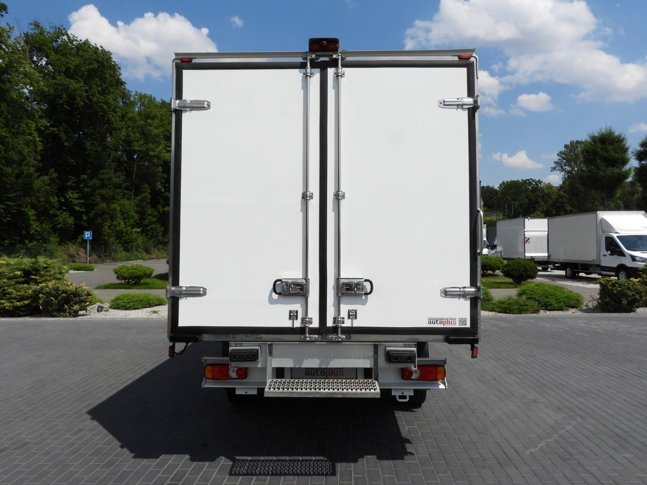 Chladící dodávka PEUGEOT BOXER REGRIGERATOR BOX 0*C 8 PALLETS CRUISE CONTROL LED LIGHTS AIR CONDITIONING  165HP: obrázek 11