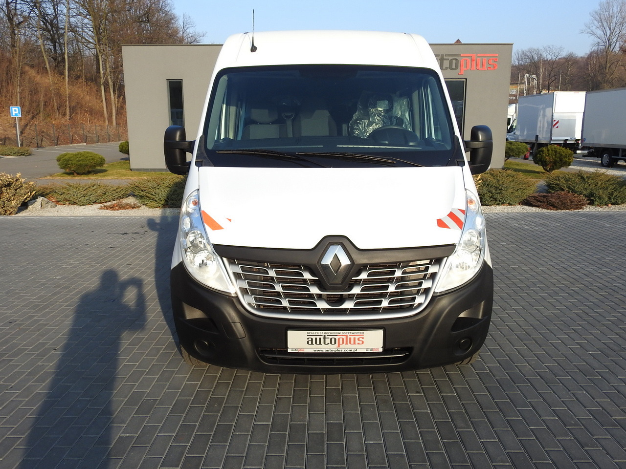 RENAULT MASTER BOX DELIVERY VAN 7 SEATS CRUISE CONTROL AIR CONDITIONING 130HP - Furgon: obrázek 5 RENAULT MASTER BOX DELIVERY VAN 7 SEATS CRUISE CONTROL AIR CONDITIONING 130HP - Furgon: obrázek 5