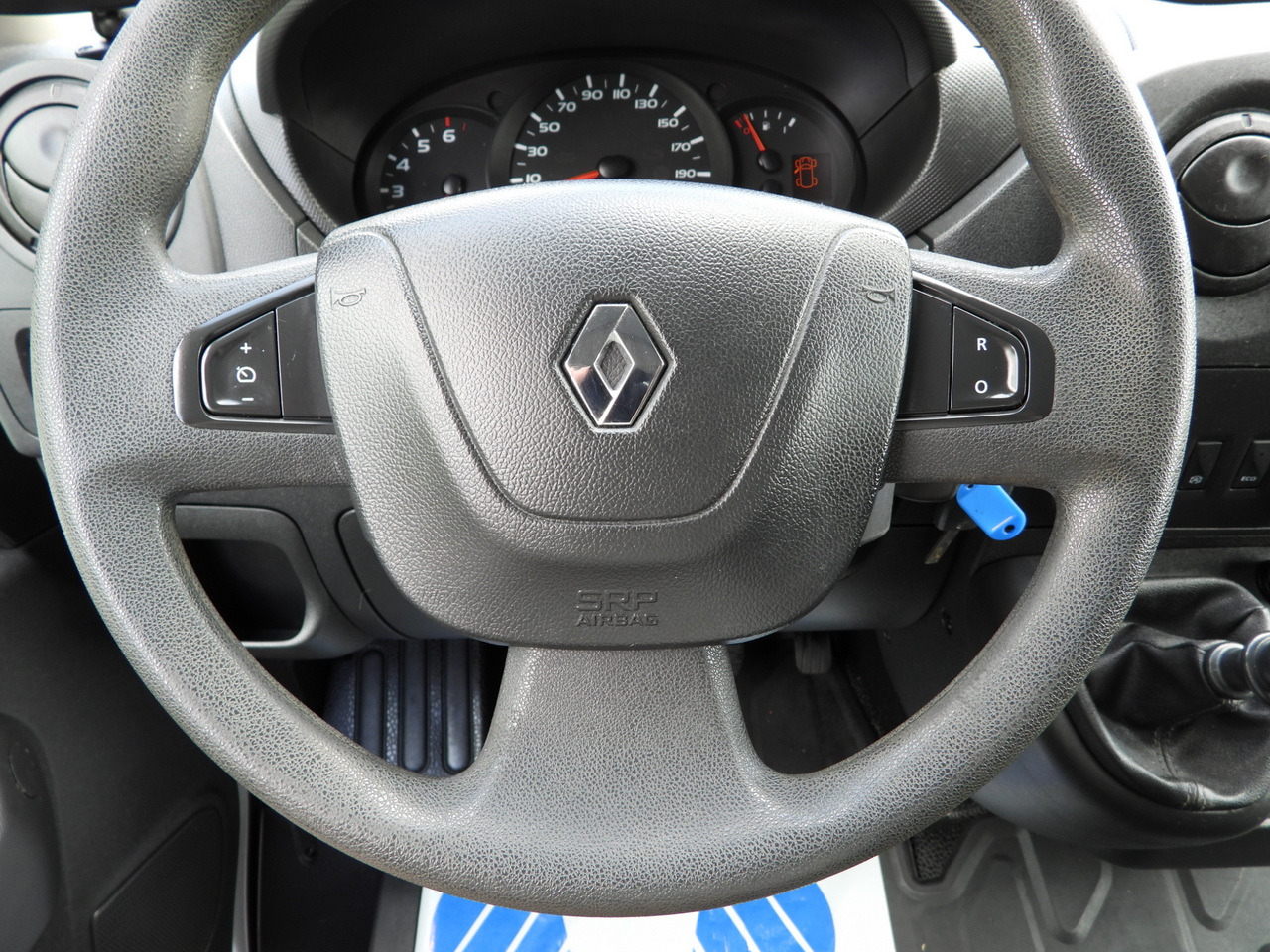 Chladící dodávka RENAULT MASTER REFRIGERATOR VAN -20*C POWER SUPPLY 230V CRUISE CONTROL AIR CONDITIONING 145HP: obrázek 26 Chladící dodávka RENAULT MASTER REFRIGERATOR VAN -20*C POWER SUPPLY 230V CRUISE CONTROL AIR CONDITIONING 145HP: obrázek 26