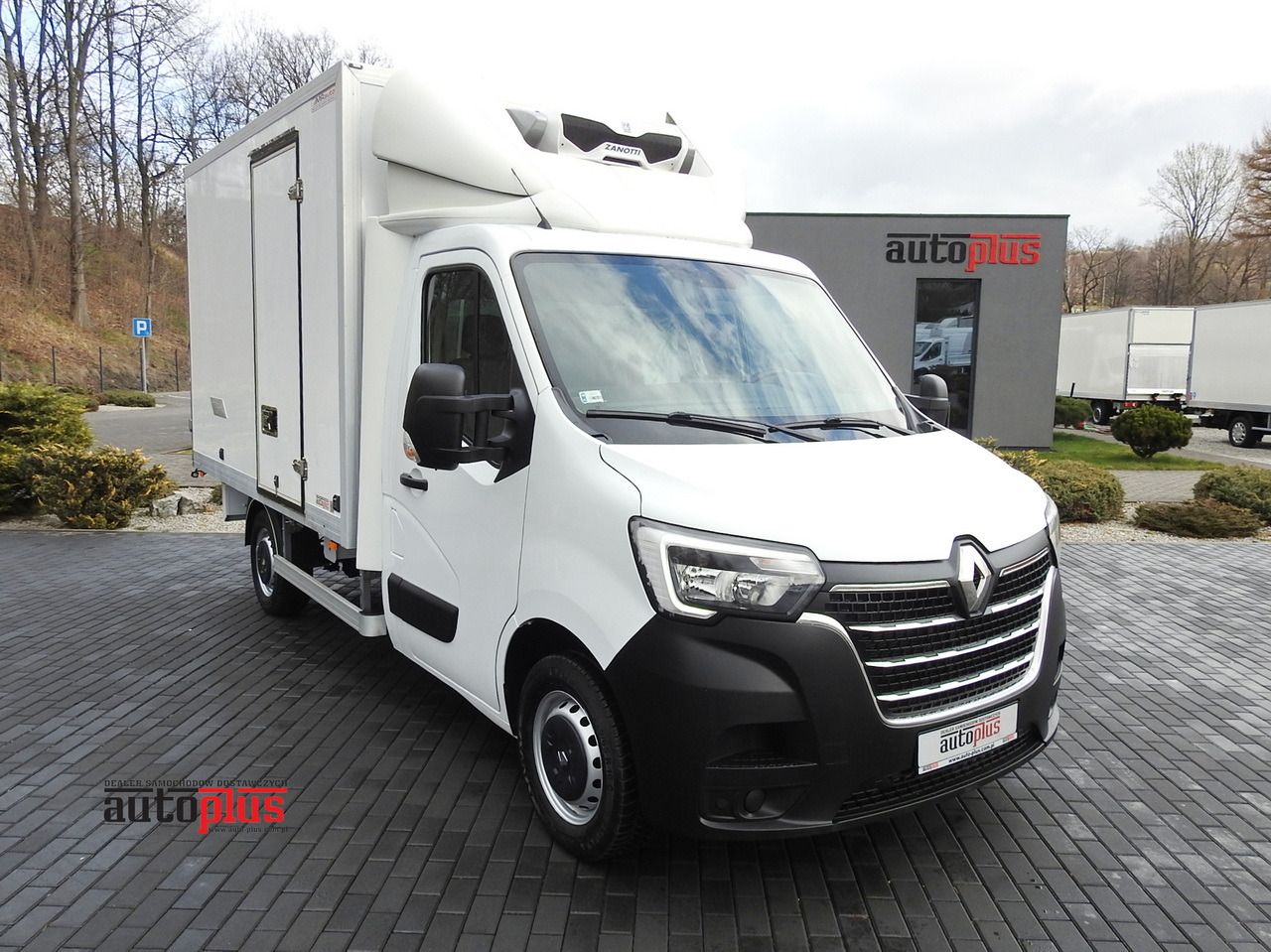 RENAULT MASTER REGRIGERATOR BOX 0*C LED LIGHTS AIR CONDITIONING 145HP - Chladící dodávka: obrázek 1 RENAULT MASTER REGRIGERATOR BOX 0*C LED LIGHTS AIR CONDITIONING 145HP - Chladící dodávka: obrázek 1