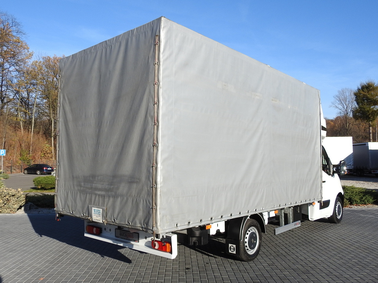 RENAULT MASTER TARPAULIN 10 PALLETS CRUISE CONTROL AIR CONDITIONING PNEUMATICS 170HP - Plachtová dodávka: obrázek 3 RENAULT MASTER TARPAULIN 10 PALLETS CRUISE CONTROL AIR CONDITIONING PNEUMATICS 170HP - Plachtová dodávka: obrázek 3