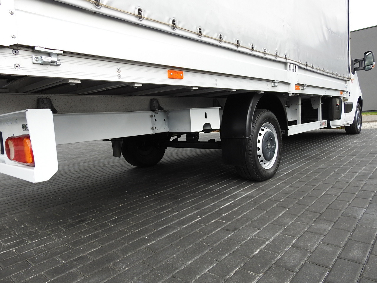Plachtová dodávka RENAULT MASTER TARPAULIN 10 PALLETS WEBASTO CRUISE CONTROL AIR CONDITIONING  170HP: obrázek 17
