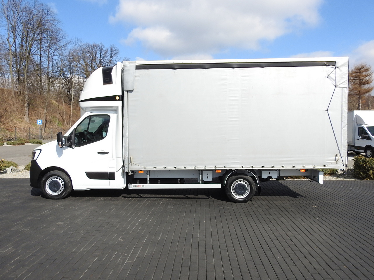 Plachtová dodávka RENAULT MASTER  TARPAULIN 10 PALLETS WEBASTO CRUISE CONTROL LED LIGHTS PNEUMATICS AIR CONDITIONING  165HP: obrázek 9