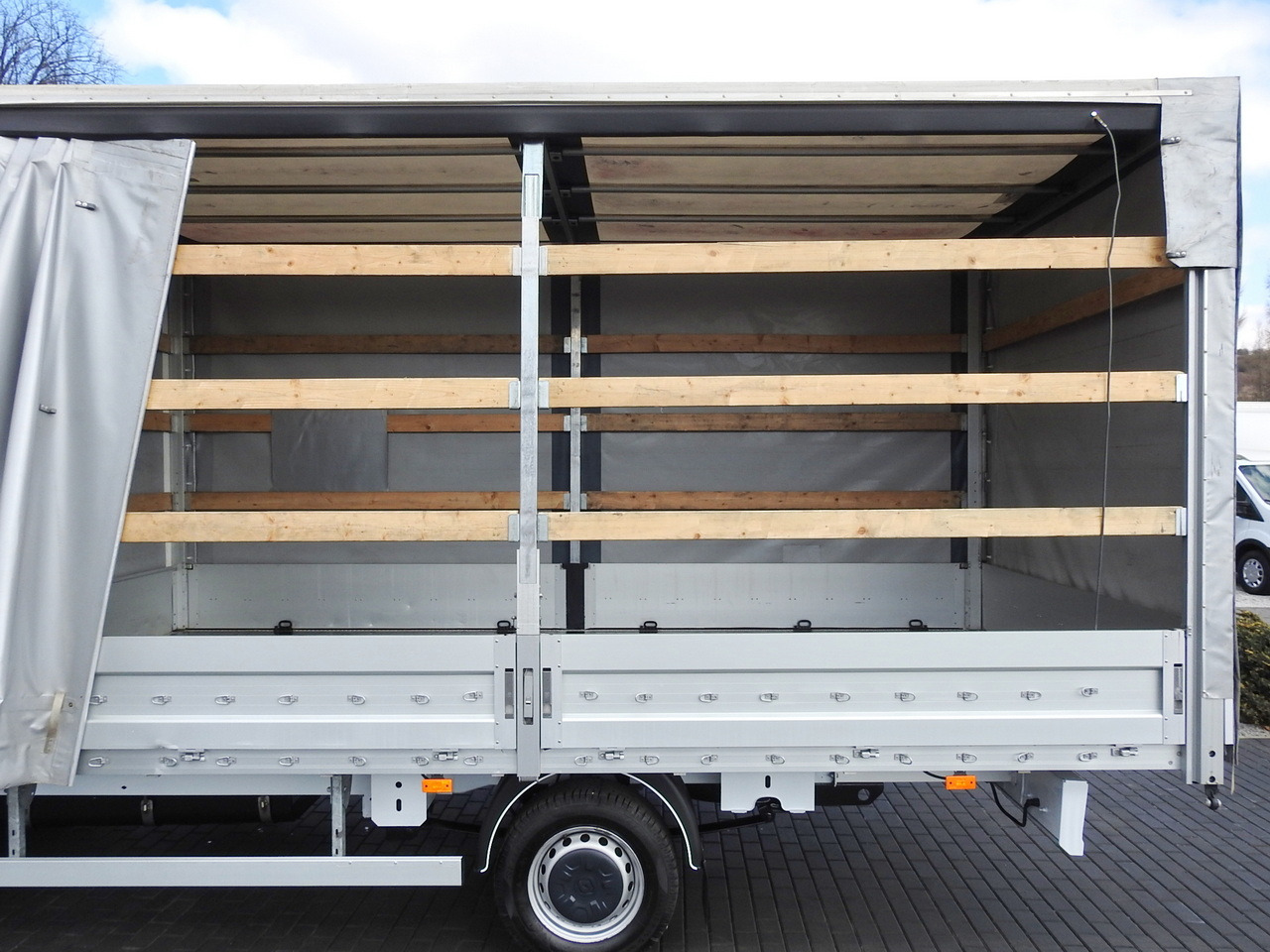 Plachtová dodávka RENAULT MASTER  TARPAULIN 10 PALLETS WEBASTO CRUISE CONTROL LED LIGHTS PNEUMATICS AIR CONDITIONING  165HP: obrázek 27