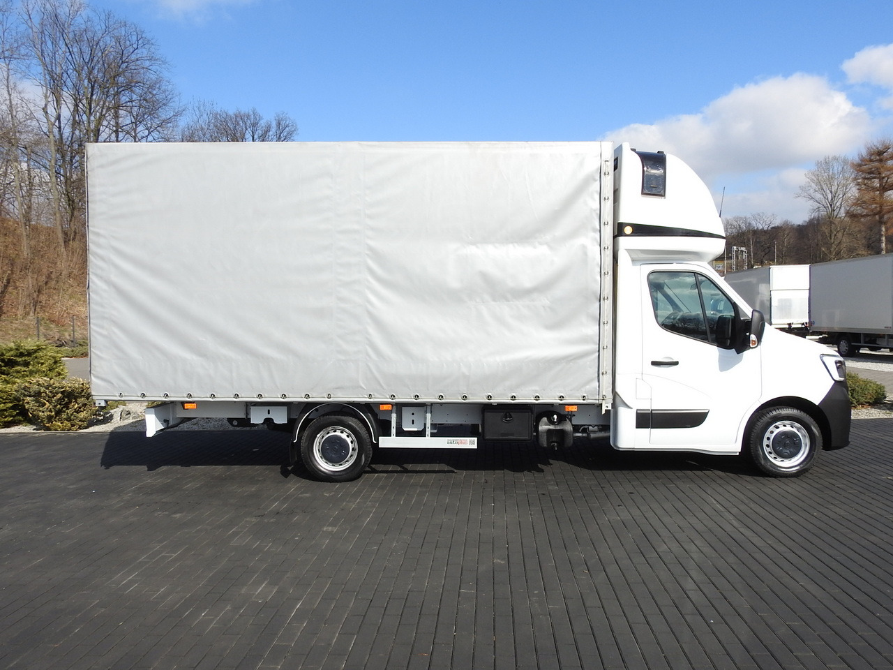 Plachtová dodávka RENAULT MASTER  TARPAULIN 10 PALLETS WEBASTO CRUISE CONTROL LED LIGHTS PNEUMATICS AIR CONDITIONING  165HP: obrázek 7