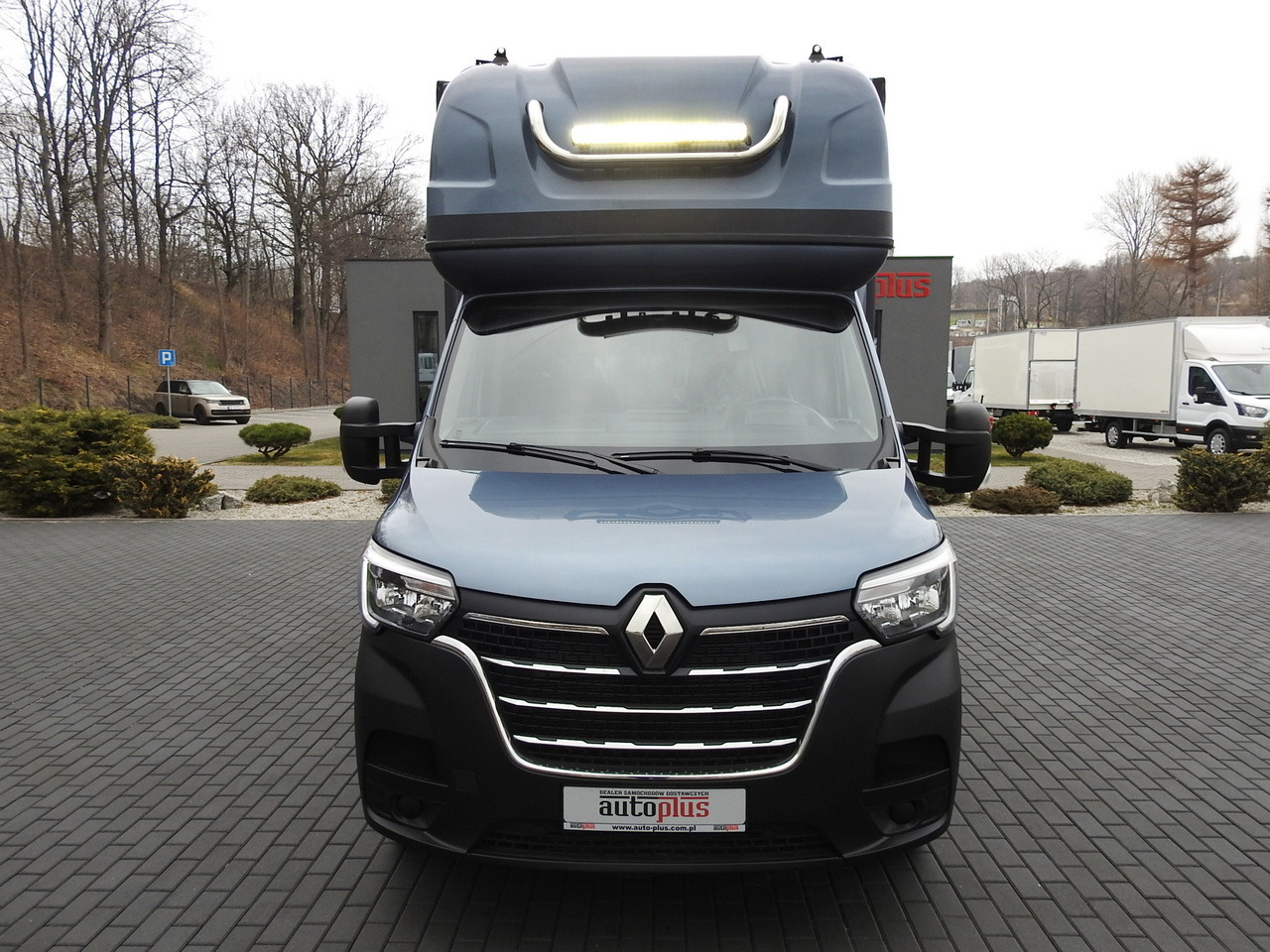 RENAULT MASTER TARPAULIN 10 PALLETS WEBASTO CRUISE CONTROL LED LIGHTS PNEUMATICS AIR CONDITIONING 165HP - Plachtová dodávka: obrázek 5 RENAULT MASTER TARPAULIN 10 PALLETS WEBASTO CRUISE CONTROL LED LIGHTS PNEUMATICS AIR CONDITIONING 165HP - Plachtová dodávka: obrázek 5