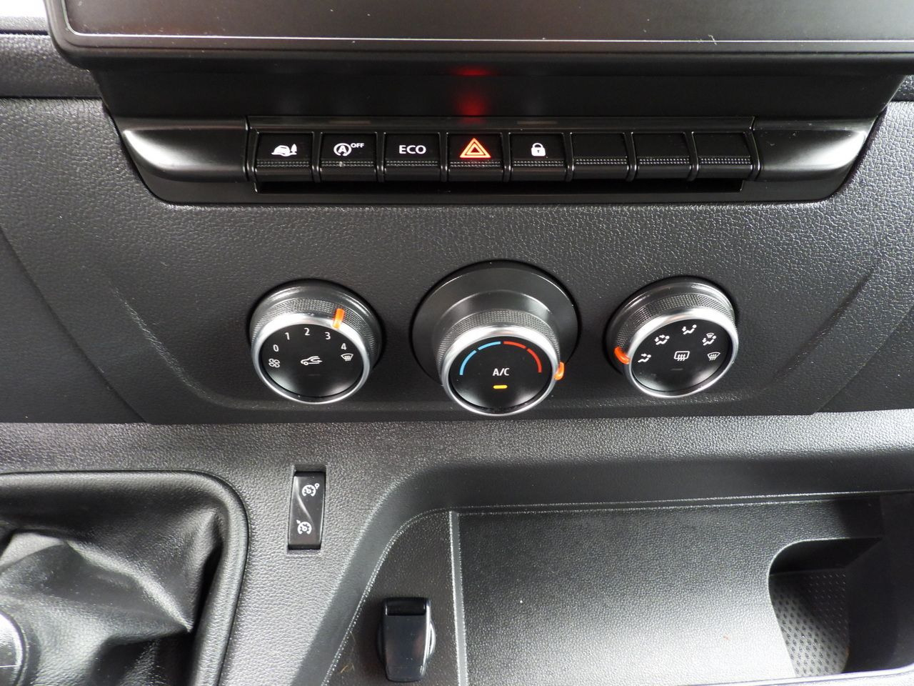 Plachtová dodávka RENAULT MASTER TARPAULIN 12 PALLETS WEBASTO CRUISE CONTROL NAVIGATION LED LIGHTS PNEUMATICS AIR CONDITIONING  165HP: obrázek 34