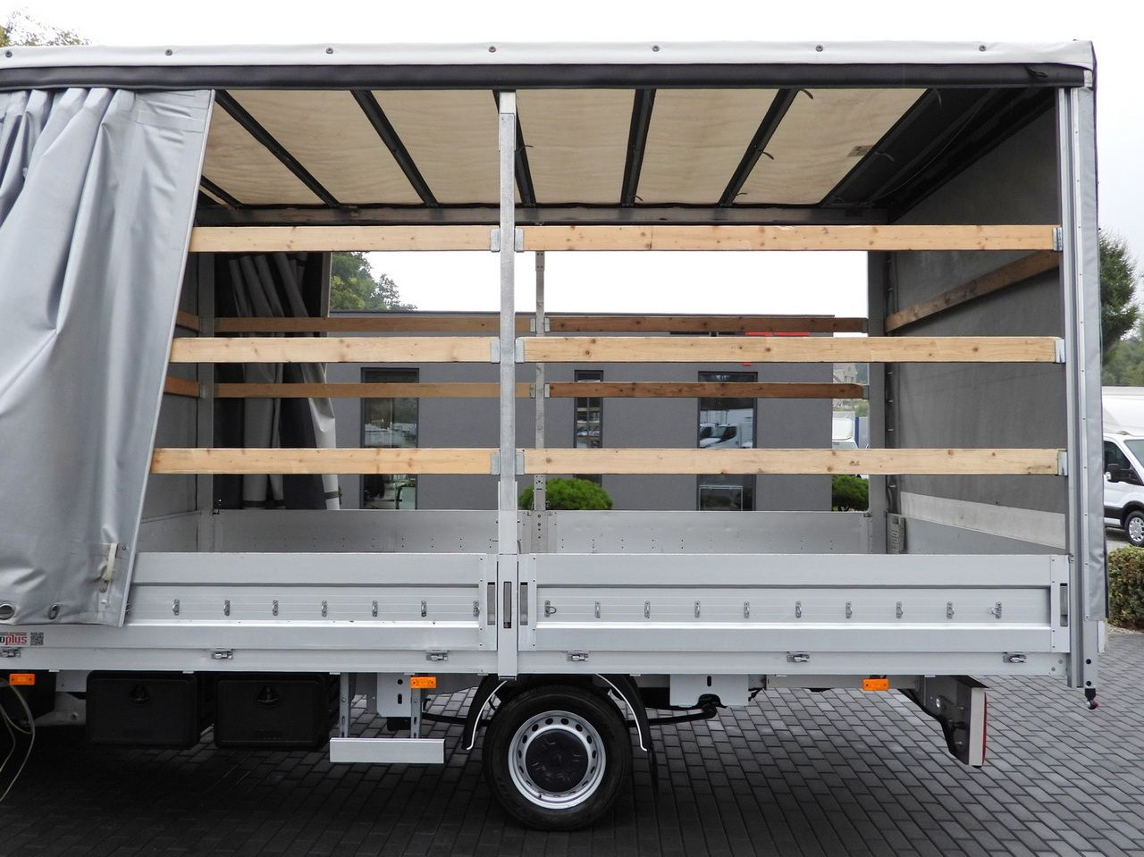 Plachtová dodávka RENAULT MASTER TARPAULIN 12 PALLETS WEBASTO CRUISE CONTROL NAVIGATION LED LIGHTS PNEUMATICS AIR CONDITIONING  165HP: obrázek 23