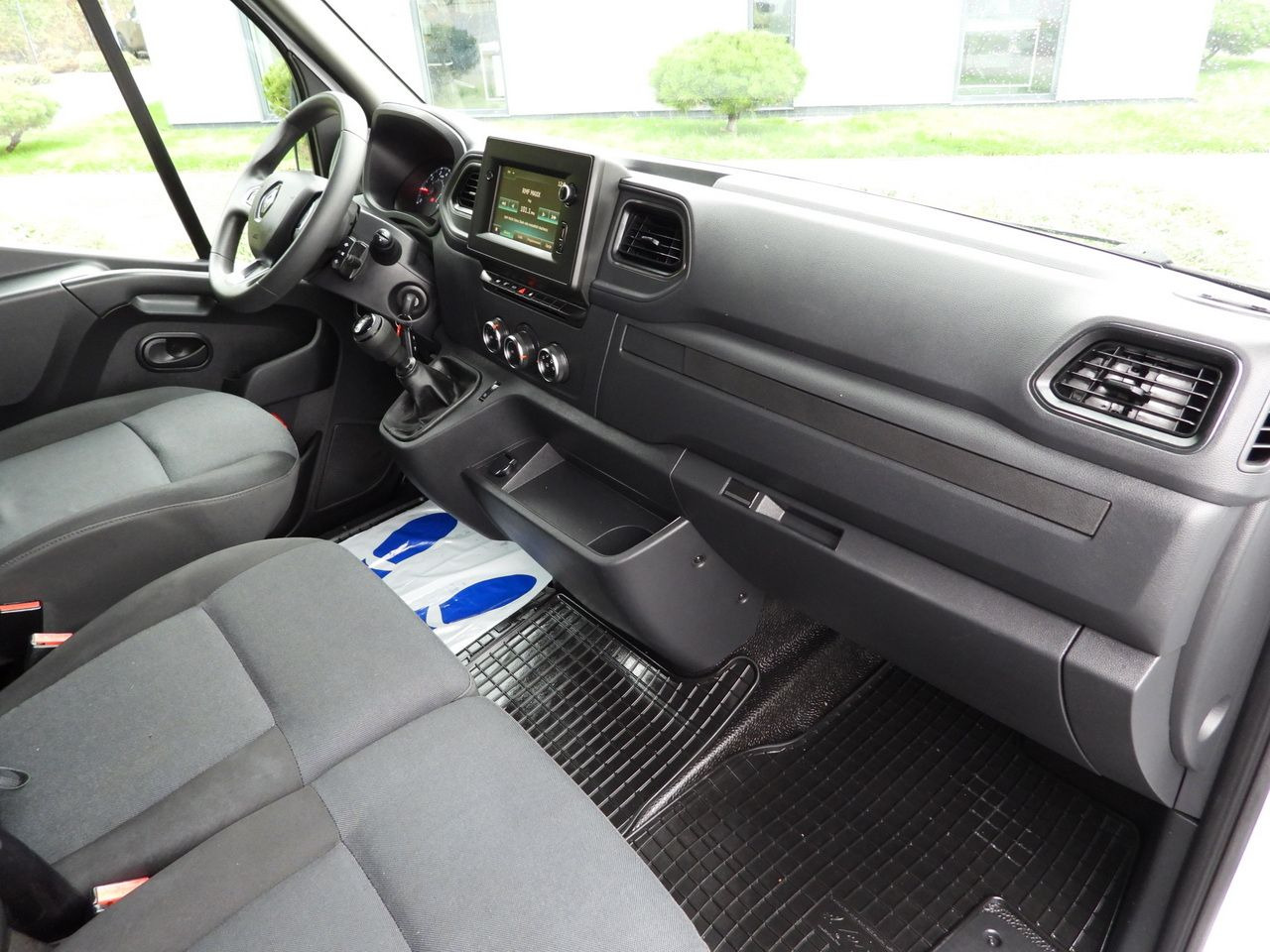 Plachtová dodávka RENAULT MASTER TARPAULIN 12 PALLETS WEBASTO CRUISE CONTROL NAVIGATION LED LIGHTS PNEUMATICS AIR CONDITIONING  165HP: obrázek 38