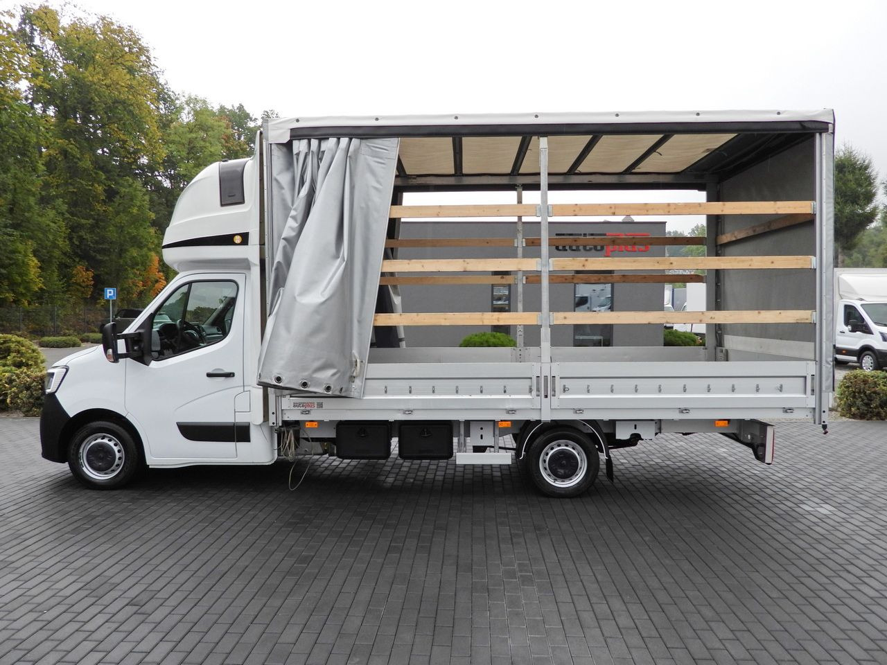 Plachtová dodávka RENAULT MASTER TARPAULIN 12 PALLETS WEBASTO CRUISE CONTROL NAVIGATION LED LIGHTS PNEUMATICS AIR CONDITIONING  165HP: obrázek 8