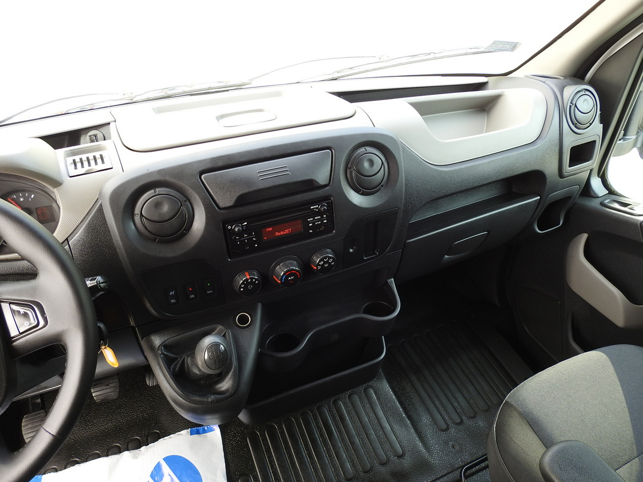 Plachtová dodávka RENAULT MASTER TARPAULIN 8 PALLETS CRUISE CONTROL AIR CONDITIONING  170HP: obrázek 35