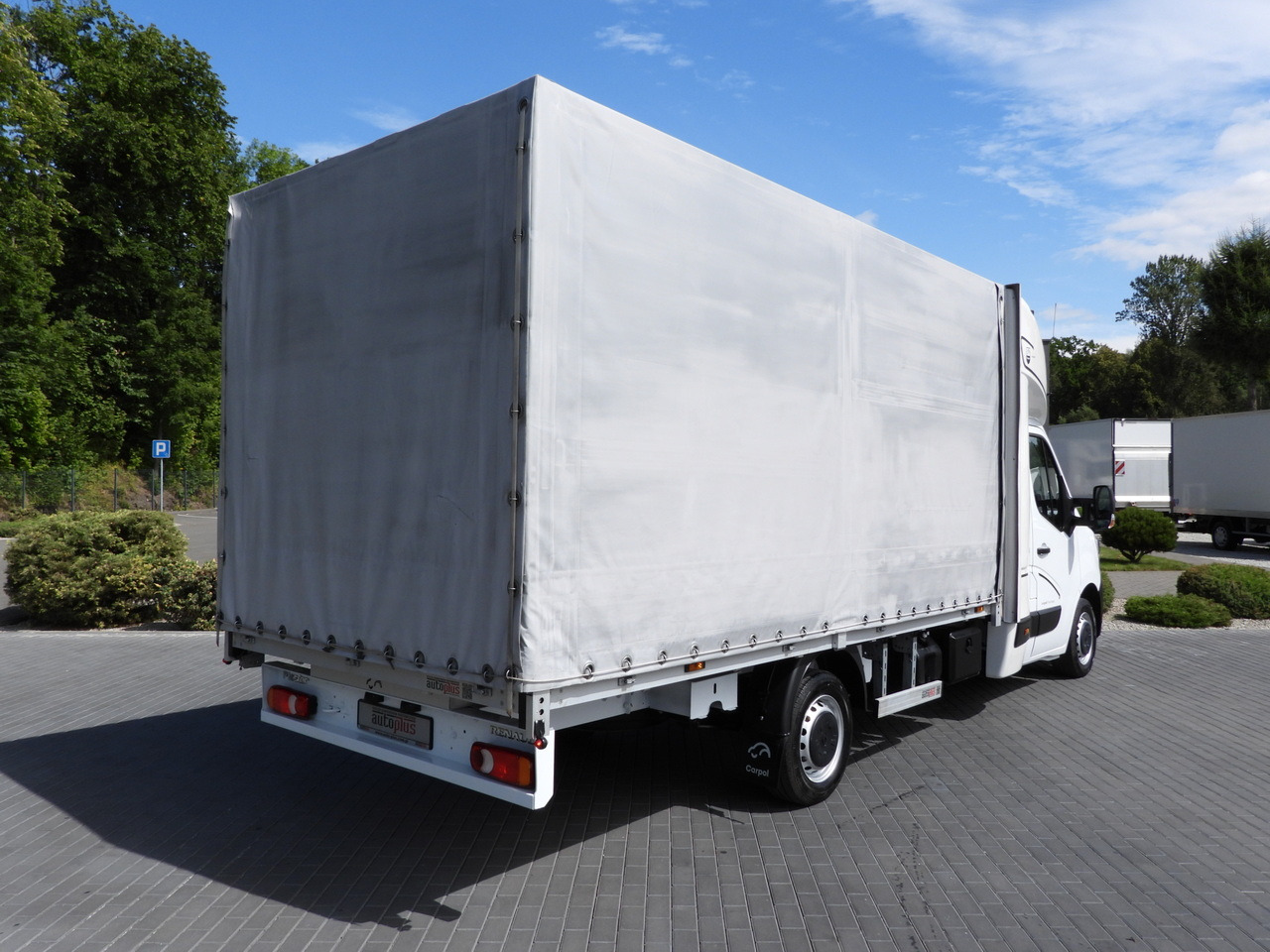 RENAULT MASTER TARPAULIN 8 PALLETS WEBASTO CRUISE CONTROL LED LIGHTS PNEUMATICS AIR CONDITIONING 165HP - Plachtová dodávka: obrázek 3 RENAULT MASTER TARPAULIN 8 PALLETS WEBASTO CRUISE CONTROL LED LIGHTS PNEUMATICS AIR CONDITIONING 165HP - Plachtová dodávka: obrázek 3