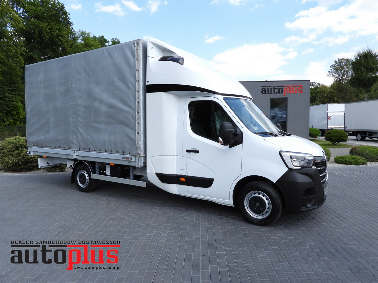 RENAULT MASTER TARPAULIN 8 PALLETS WEBASTO CRUISE CONTROL LED LIGHTS PNEUMATICS AIR CONDITIONING 165HP - Plachtová dodávka: obrázek 1 RENAULT MASTER TARPAULIN 8 PALLETS WEBASTO CRUISE CONTROL LED LIGHTS PNEUMATICS AIR CONDITIONING 165HP - Plachtová dodávka: obrázek 1