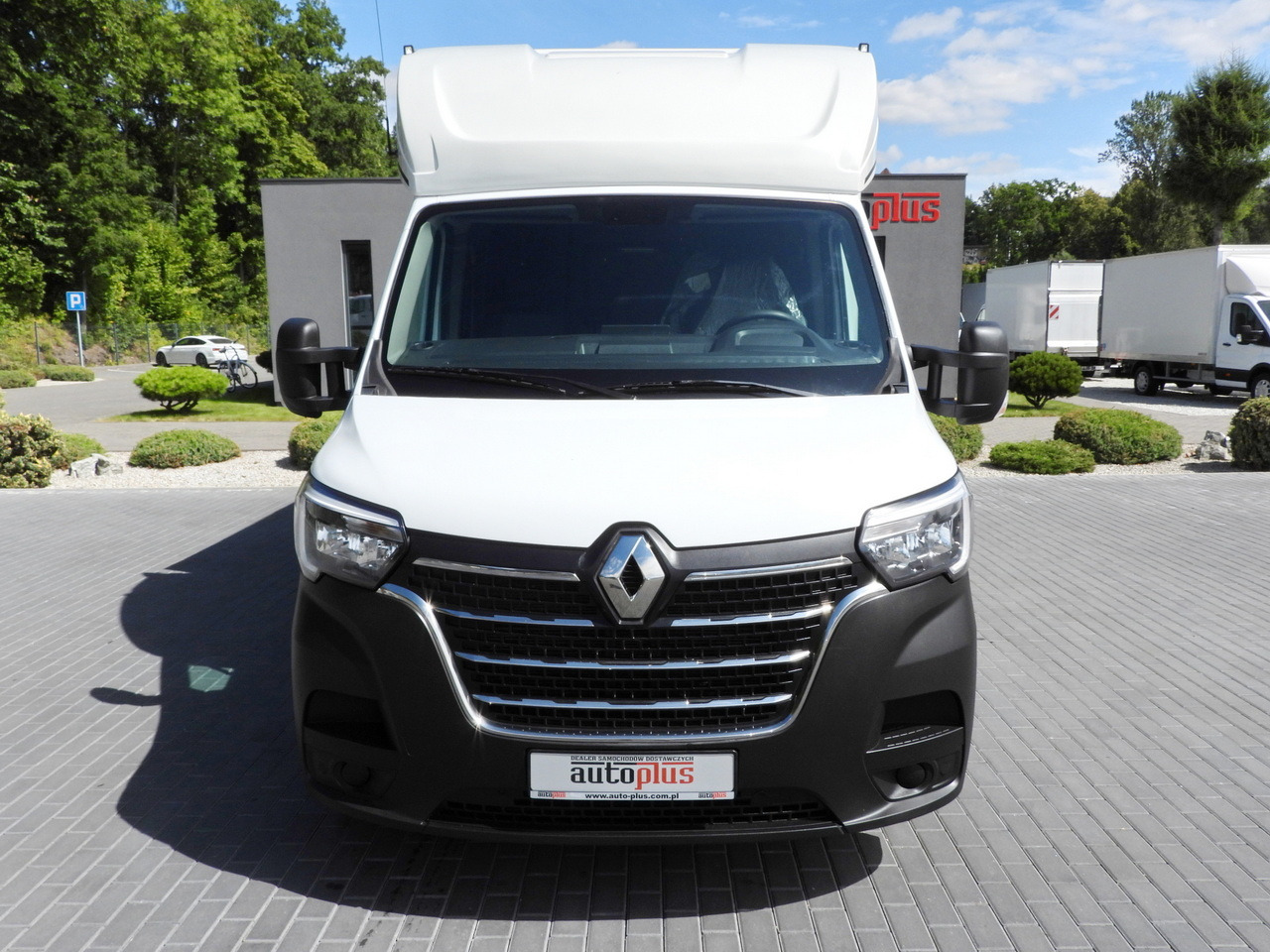 RENAULT MASTER TARPAULIN 8 PALLETS WEBASTO CRUISE CONTROL LED LIGHTS PNEUMATICS AIR CONDITIONING 165HP - Plachtová dodávka: obrázek 5 RENAULT MASTER TARPAULIN 8 PALLETS WEBASTO CRUISE CONTROL LED LIGHTS PNEUMATICS AIR CONDITIONING 165HP - Plachtová dodávka: obrázek 5