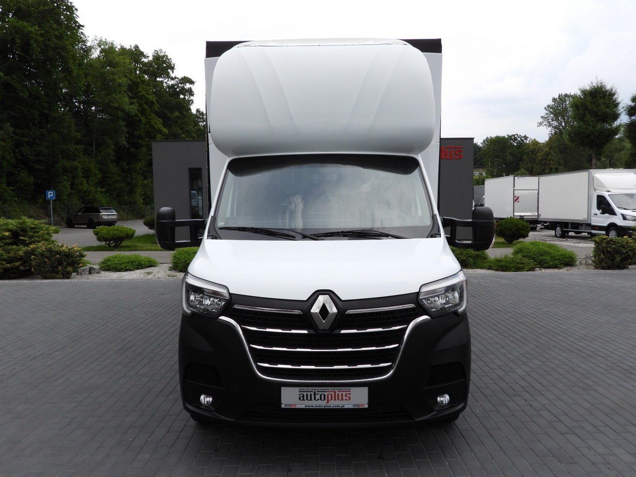 RENAULT MASTER TARPAULIN LIFT 10 PALLETS WEBASTO CRUISE CONTROL LED LIGHTS PNEUMATICS AIR CONDITIONING 165HP - Plachtová dodávka: obrázek 5 RENAULT MASTER TARPAULIN LIFT 10 PALLETS WEBASTO CRUISE CONTROL LED LIGHTS PNEUMATICS AIR CONDITIONING 165HP - Plachtová dodávka: obrázek 5