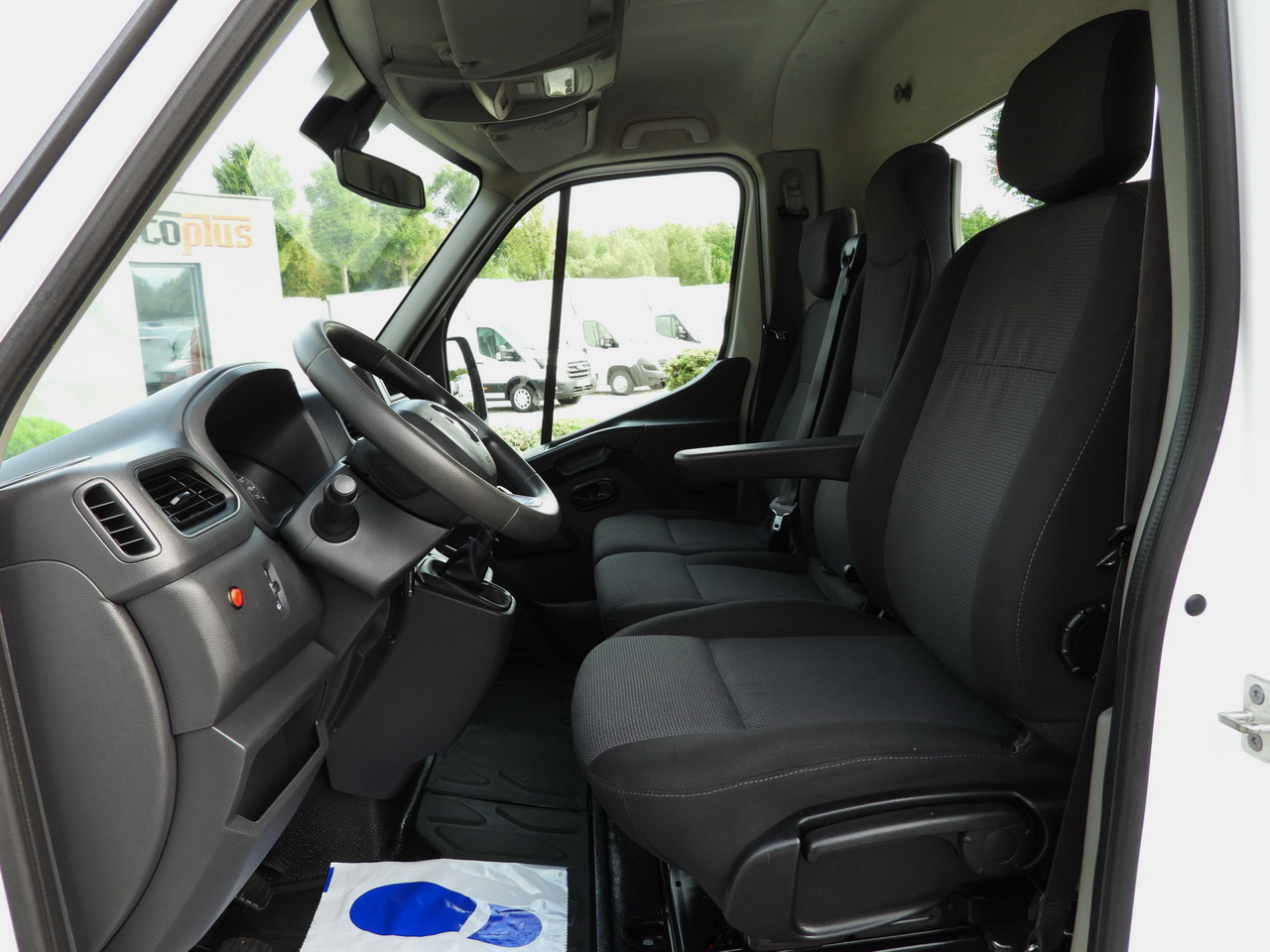 Dodávka sklápěč RENAULT MASTER TIPPER CRUISE CONTROL LED LIGHTS TWIN WHEELS AIR CONDITIONING 130HP: obrázek 25 Dodávka sklápěč RENAULT MASTER TIPPER CRUISE CONTROL LED LIGHTS TWIN WHEELS AIR CONDITIONING 130HP: obrázek 25