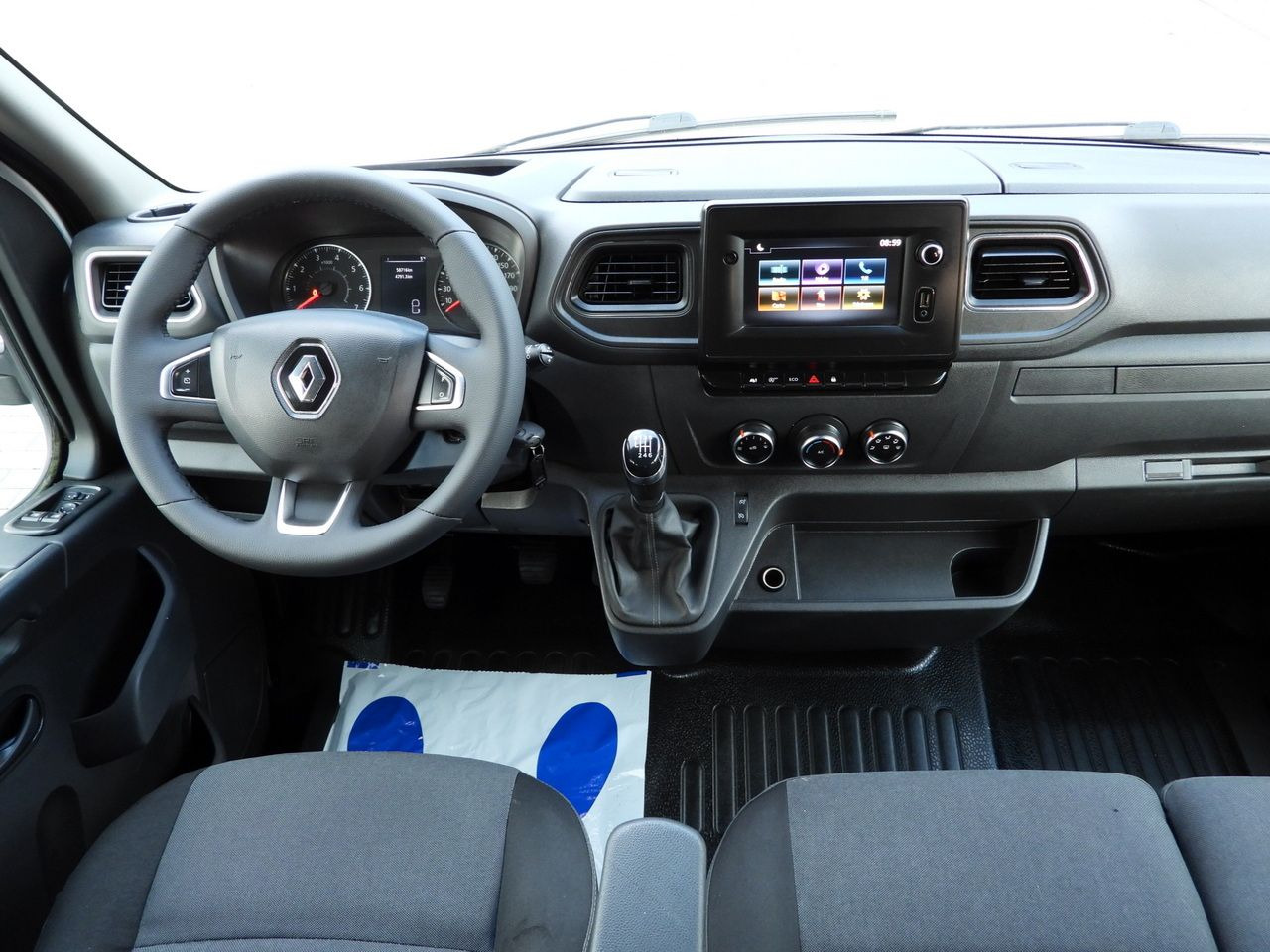 Dodávka sklápěč RENAULT MASTER TIPPER DOUBLE CABIN DOKA 7 SEATS CRUISE CONTROL NAVIGATION LED LIGHTS AIR CONDITIONING  145HP: obrázek 27 Dodávka sklápěč RENAULT MASTER TIPPER DOUBLE CABIN DOKA 7 SEATS CRUISE CONTROL NAVIGATION LED LIGHTS AIR CONDITIONING  145HP: obrázek 27