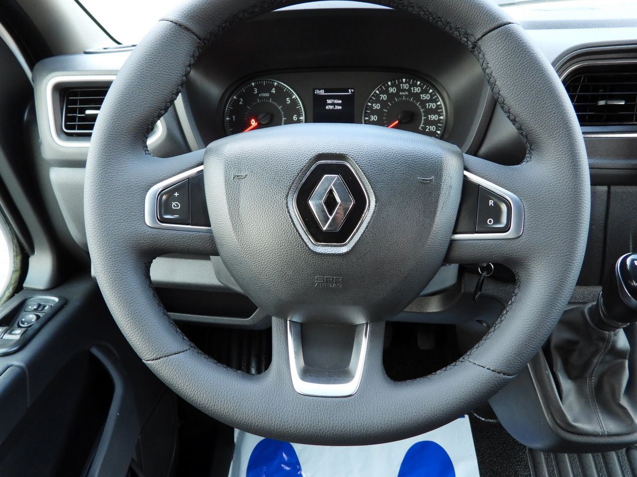 Dodávka sklápěč RENAULT MASTER TIPPER DOUBLE CABIN DOKA 7 SEATS CRUISE CONTROL NAVIGATION LED LIGHTS AIR CONDITIONING  145HP: obrázek 28 Dodávka sklápěč RENAULT MASTER TIPPER DOUBLE CABIN DOKA 7 SEATS CRUISE CONTROL NAVIGATION LED LIGHTS AIR CONDITIONING  145HP: obrázek 28