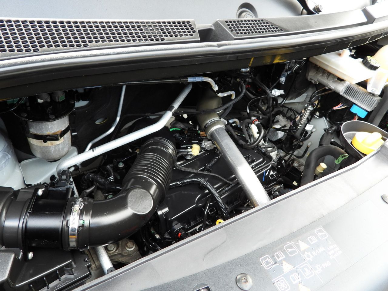 Dodávka sklápěč RENAULT MASTER TIPPER DOUBLE CABIN DOKA 7 SEATS CRUISE CONTROL NAVIGATION LED LIGHTS AIR CONDITIONING  145HP: obrázek 24 Dodávka sklápěč RENAULT MASTER TIPPER DOUBLE CABIN DOKA 7 SEATS CRUISE CONTROL NAVIGATION LED LIGHTS AIR CONDITIONING  145HP: obrázek 24