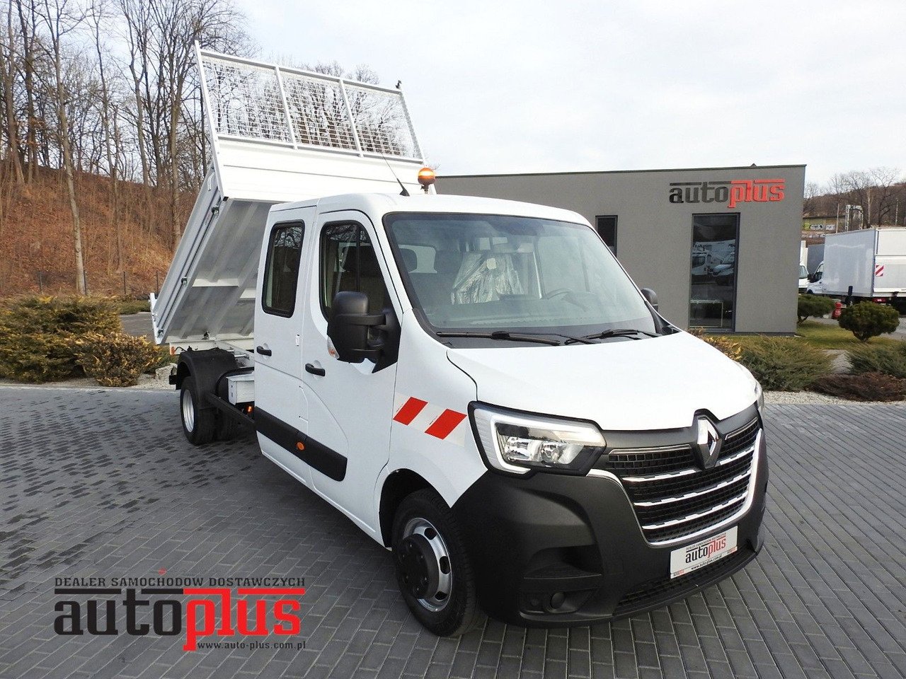 Renault MASTER KIPPER DOPPELKABINE DOKA 6 SITZE TEMPOMAT - Dodávka sklápěč, Dodávka s dvojitou kabinou: obrázek 1 Renault MASTER KIPPER DOPPELKABINE DOKA 6 SITZE TEMPOMAT - Dodávka sklápěč, Dodávka s dvojitou kabinou: obrázek 1