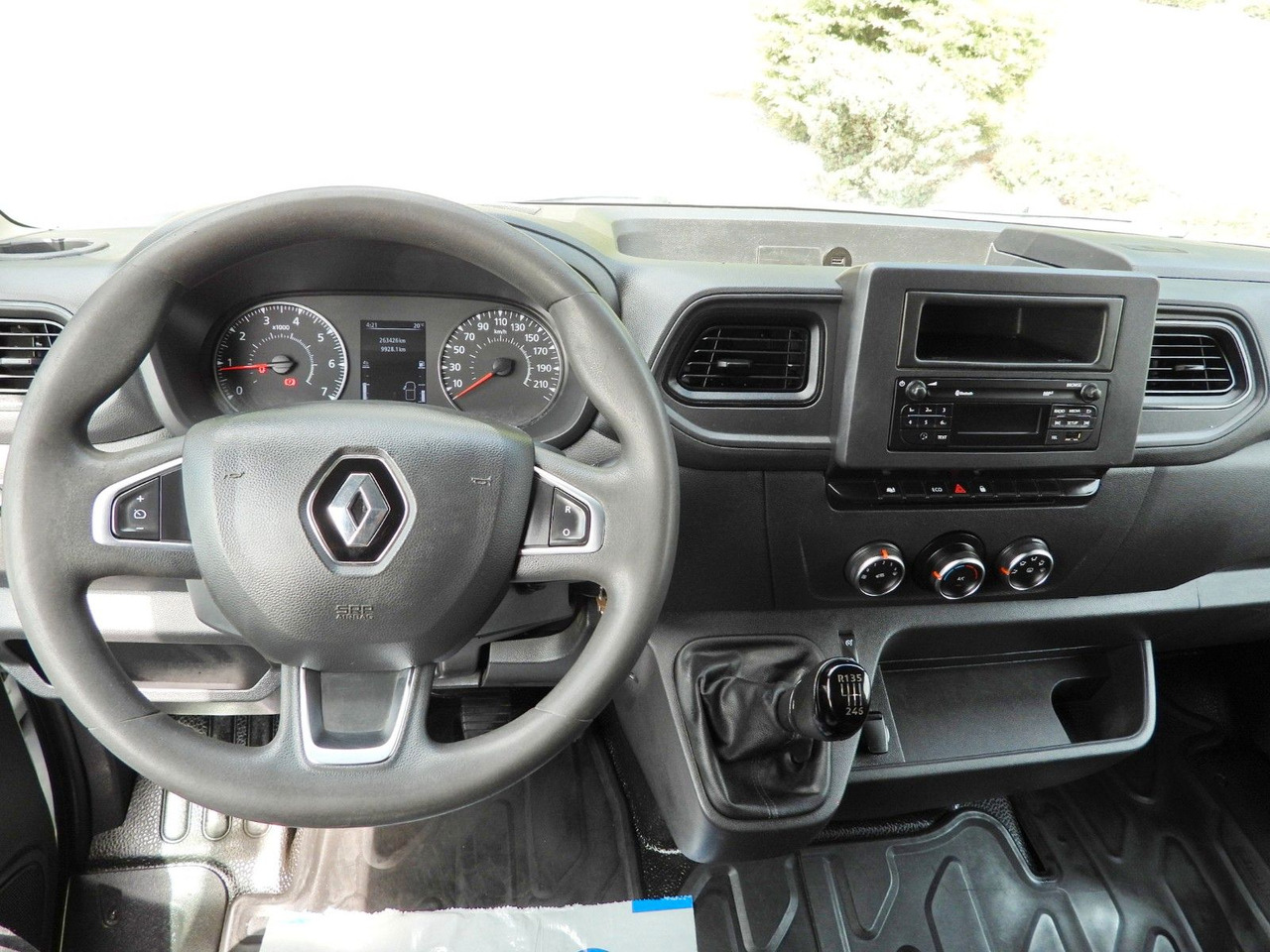 Renault MASTER KIPPER TEMPOMAT ZWILLINGSRÄDER A/C - Dodávka sklápěč: obrázek 2 Renault MASTER KIPPER TEMPOMAT ZWILLINGSRÄDER A/C - Dodávka sklápěč: obrázek 2