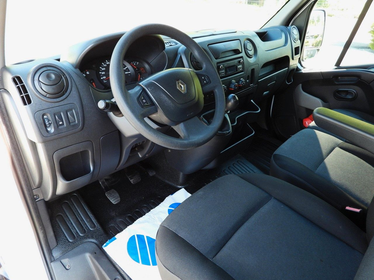 Renault MASTER KIPPER TEMPOMAT ZWILLINGSRÄDER - Dodávka sklápěč: obrázek 2 Renault MASTER KIPPER TEMPOMAT ZWILLINGSRÄDER - Dodávka sklápěč: obrázek 2