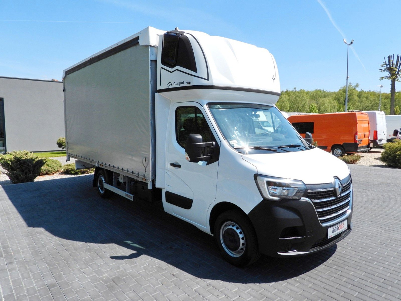 Renault MASTER PRITSCHE PLANE 10 PALETTEN WEBASTO A/C - Plachtová dodávka: obrázek 4 Renault MASTER PRITSCHE PLANE 10 PALETTEN WEBASTO A/C - Plachtová dodávka: obrázek 4