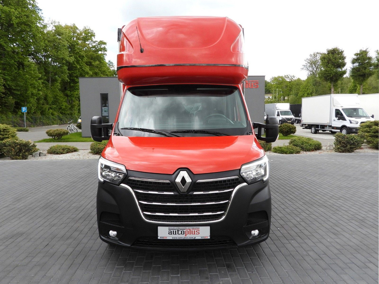 Renault MASTER PRITSCHE PLANE 10 PALETTEN WEBASTO A/C - Plachtová dodávka: obrázek 5 Renault MASTER PRITSCHE PLANE 10 PALETTEN WEBASTO A/C - Plachtová dodávka: obrázek 5