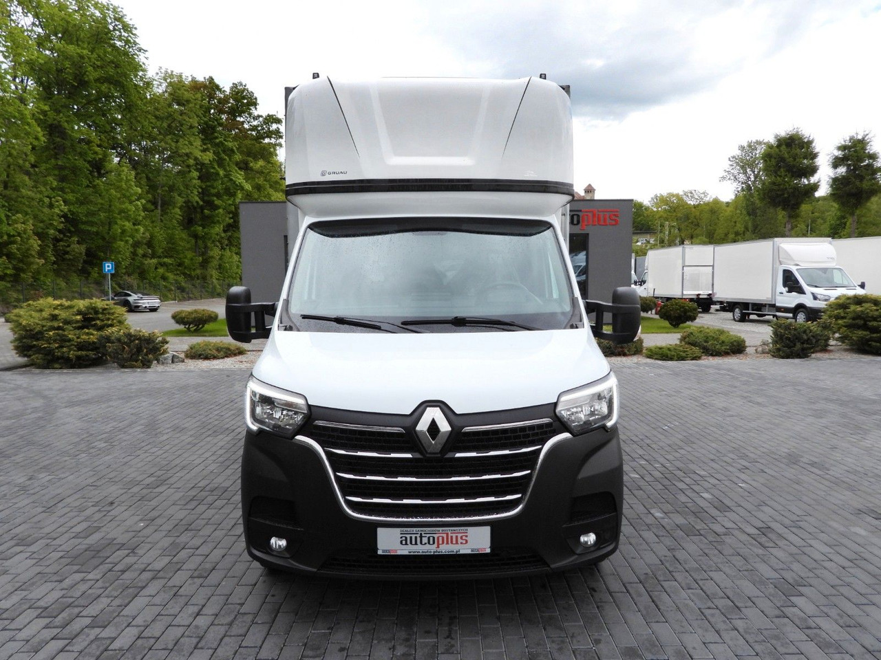 Renault MASTER PRITSCHE PLANE 10 PALETTEN WEBASTO A/C - Plachtová dodávka: obrázek 5 Renault MASTER PRITSCHE PLANE 10 PALETTEN WEBASTO A/C - Plachtová dodávka: obrázek 5
