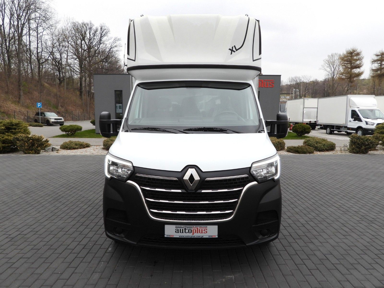Renault MASTER PRITSCHE PLANE 10 PALETTEN WEBASTO A/C - Plachtová dodávka: obrázek 5 Renault MASTER PRITSCHE PLANE 10 PALETTEN WEBASTO A/C - Plachtová dodávka: obrázek 5