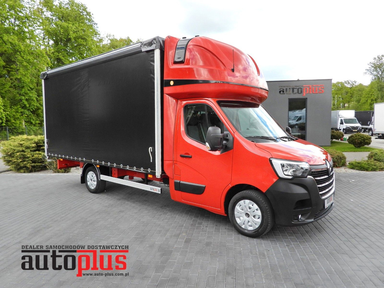 Renault MASTER PRITSCHE PLANE 10 PALETTEN WEBASTO A/C - Plachtová dodávka: obrázek 1 Renault MASTER PRITSCHE PLANE 10 PALETTEN WEBASTO A/C - Plachtová dodávka: obrázek 1